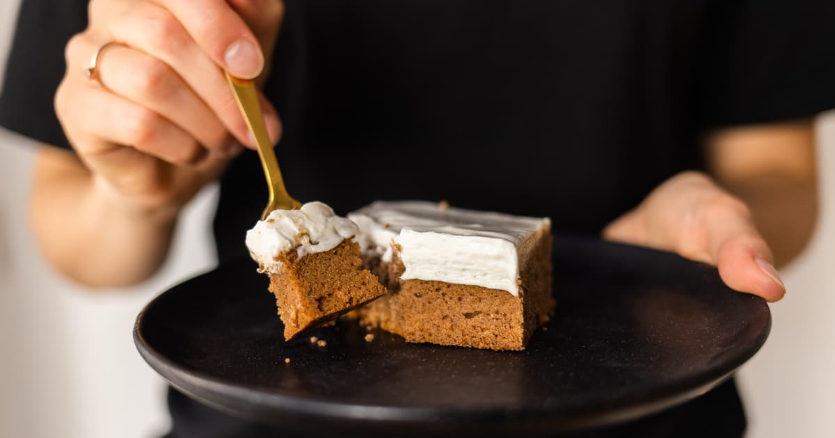 Vegan Spice Cake with Cream Cheese Frosting | Recipe | Easy | Zucker&Jagdwurst