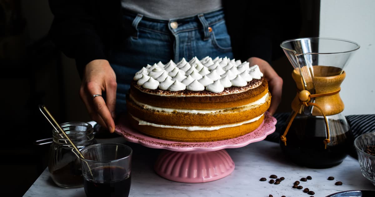 Vegan Tiramisu Cake | Recipe | Birthday | Easy | Decoration | Zucker&Jagdwurst