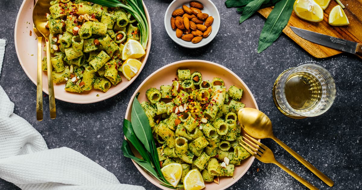 Vegan Wild Garlic Pesto Pasta | Easy 30 Minute Recipe | Zucker&Jagdwurst