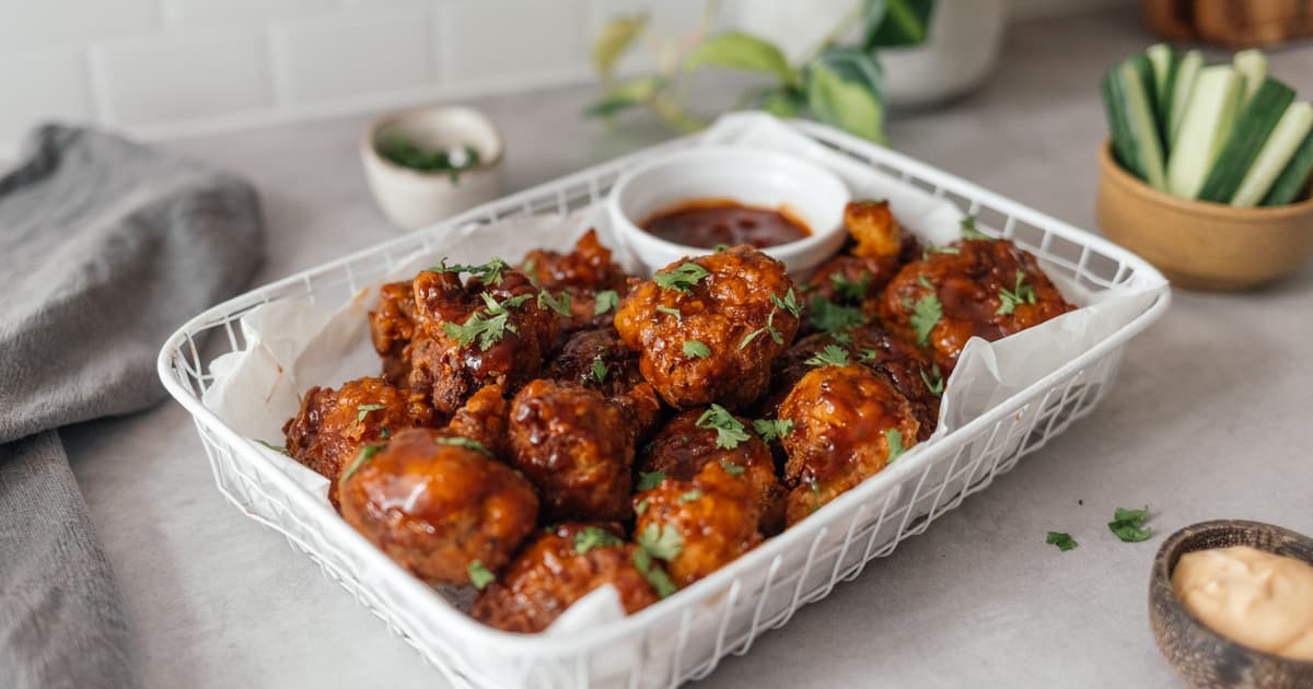 Vegan Buffalo Cauliflower Wings | Recipe | Zucker&Jagdwurst
