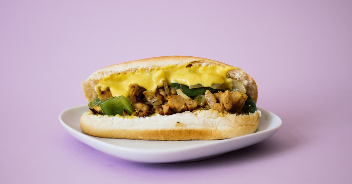 Vegan Cheesesteak Sandwich | Zucker&Jagdwurst