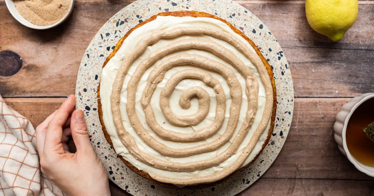 Vegan Cinnamonroll-Cake | Recipe | Zucker&Jagdwurst
