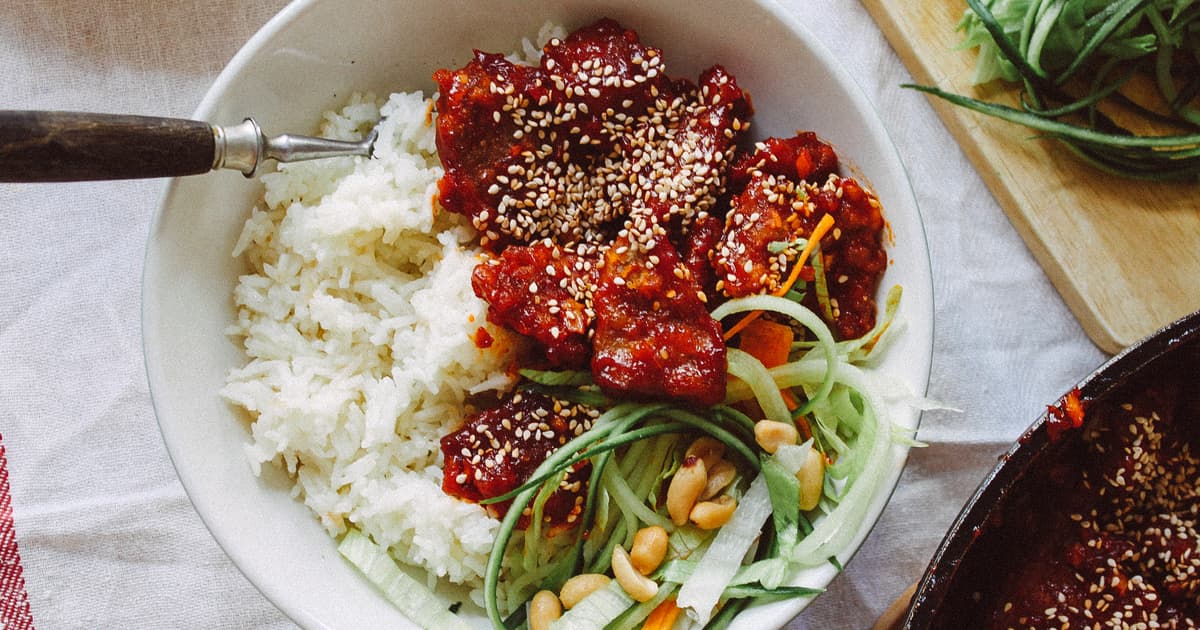 Vegan Fried Sweet & Spicy Chicken | Recipe | Zucker&Jagdwurst