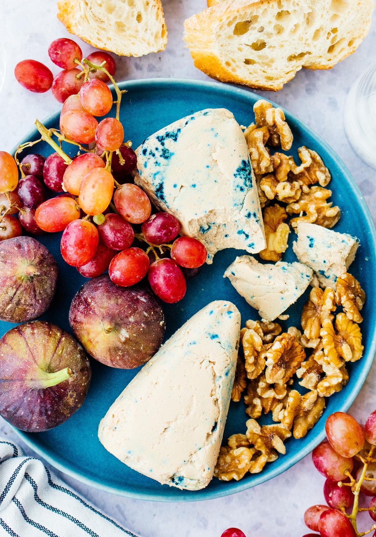 Veganer Gorgonzola (Blauschimmelkäse)