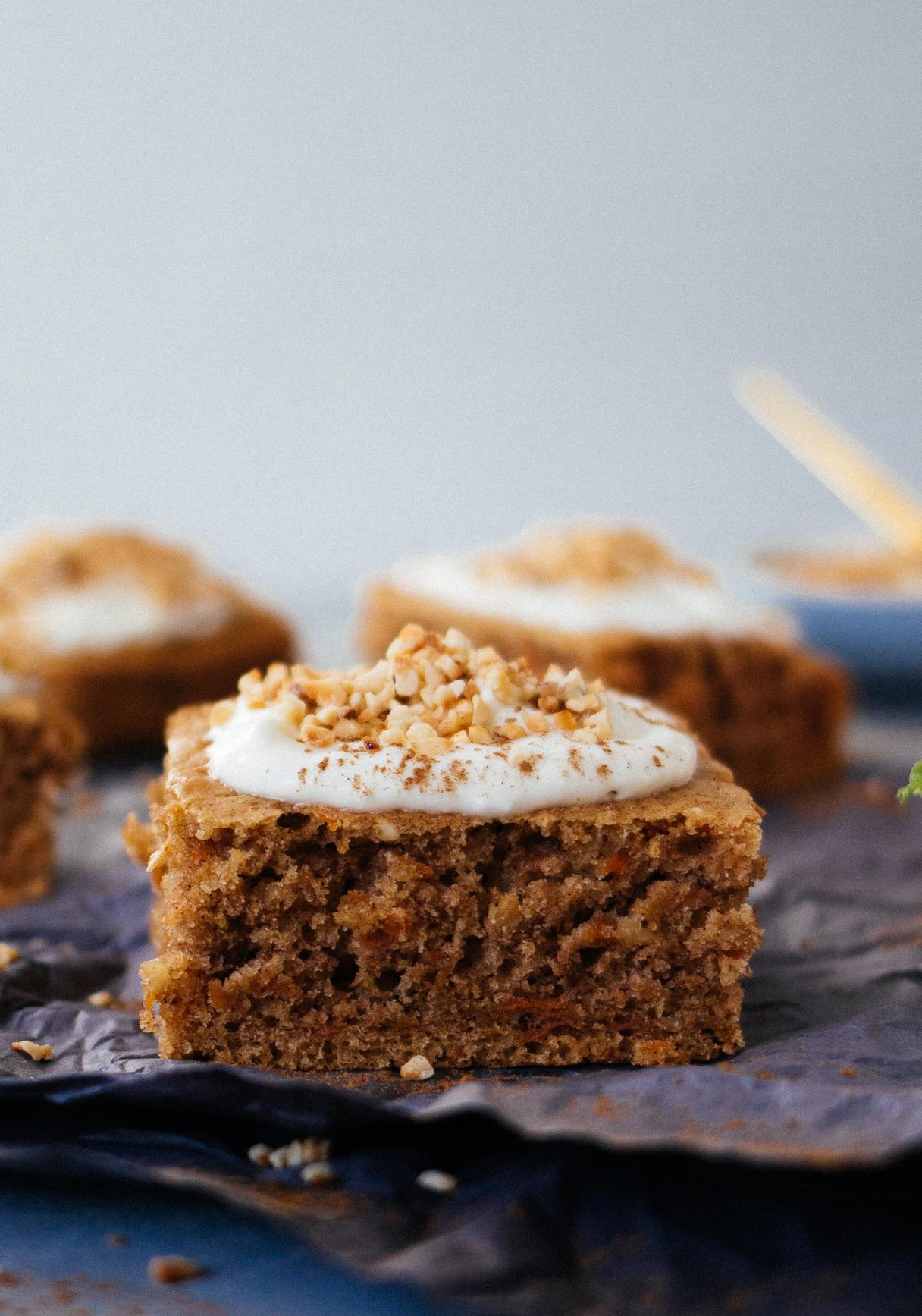 Vegan, fluffy Carrot Cake with Cream Cheese Frosting