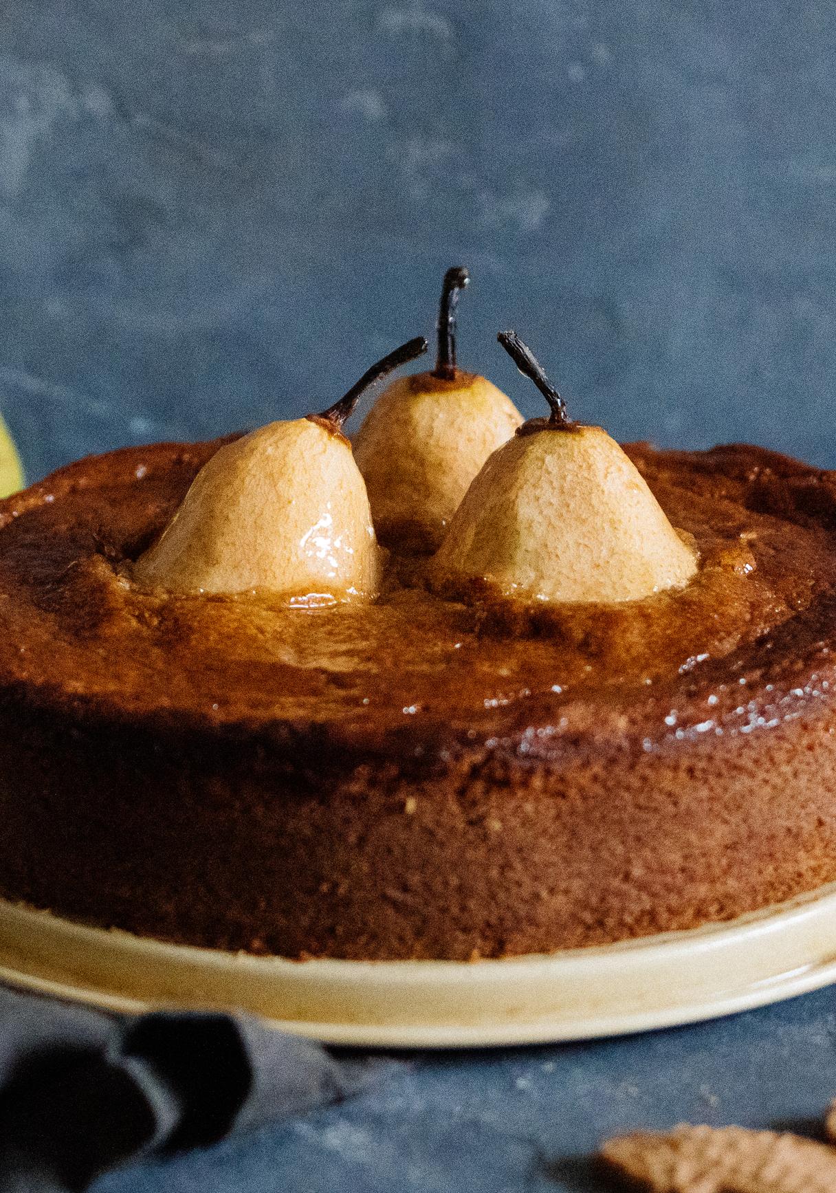 Veganer Spekulatiuskuchen mit Birnen