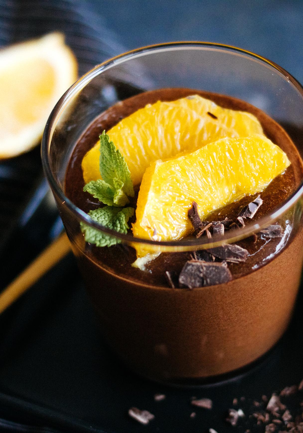 Vegane Lebkuchenmousse mit Orangen
