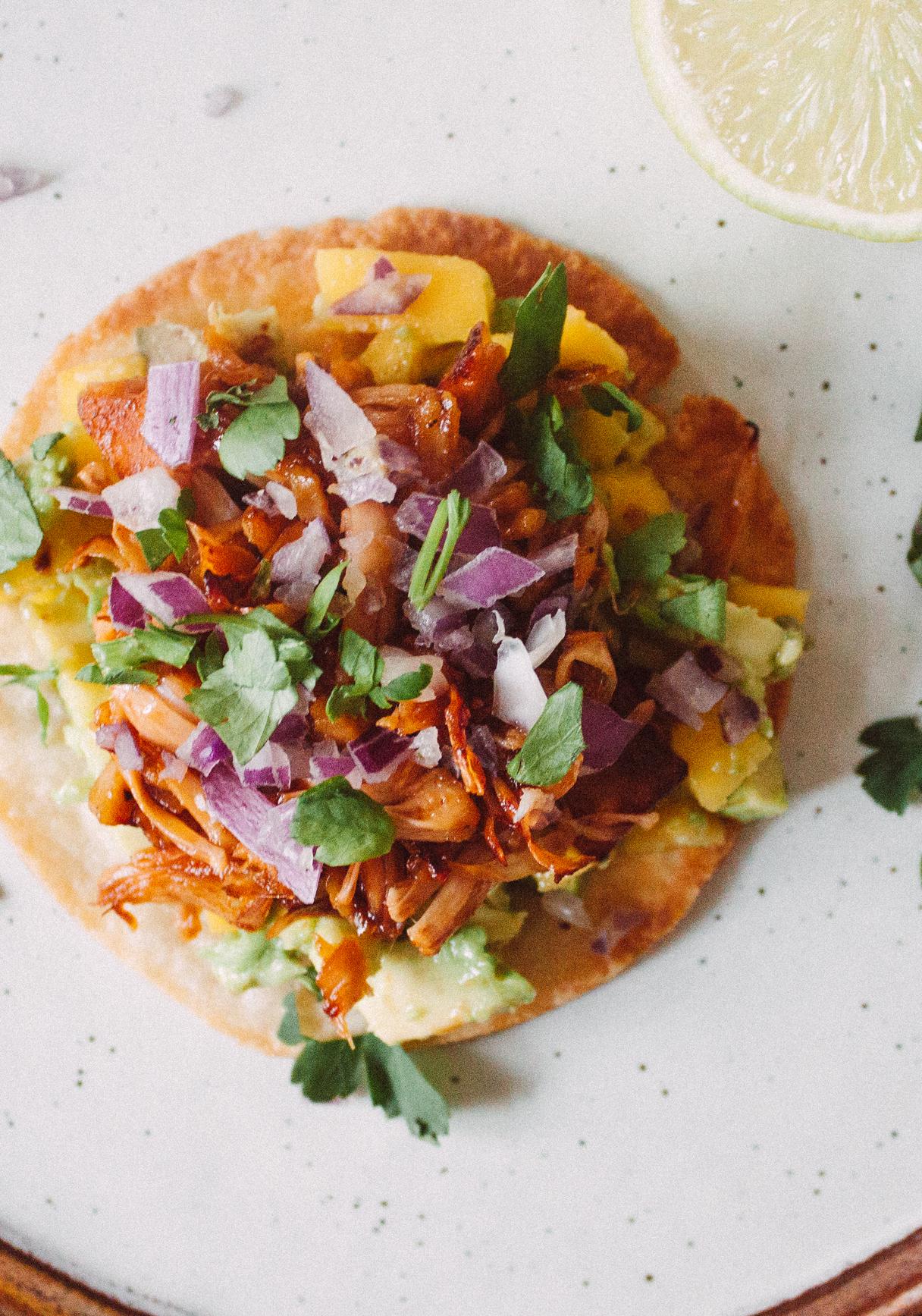 Tostadas with sweet & sour Jackfruit