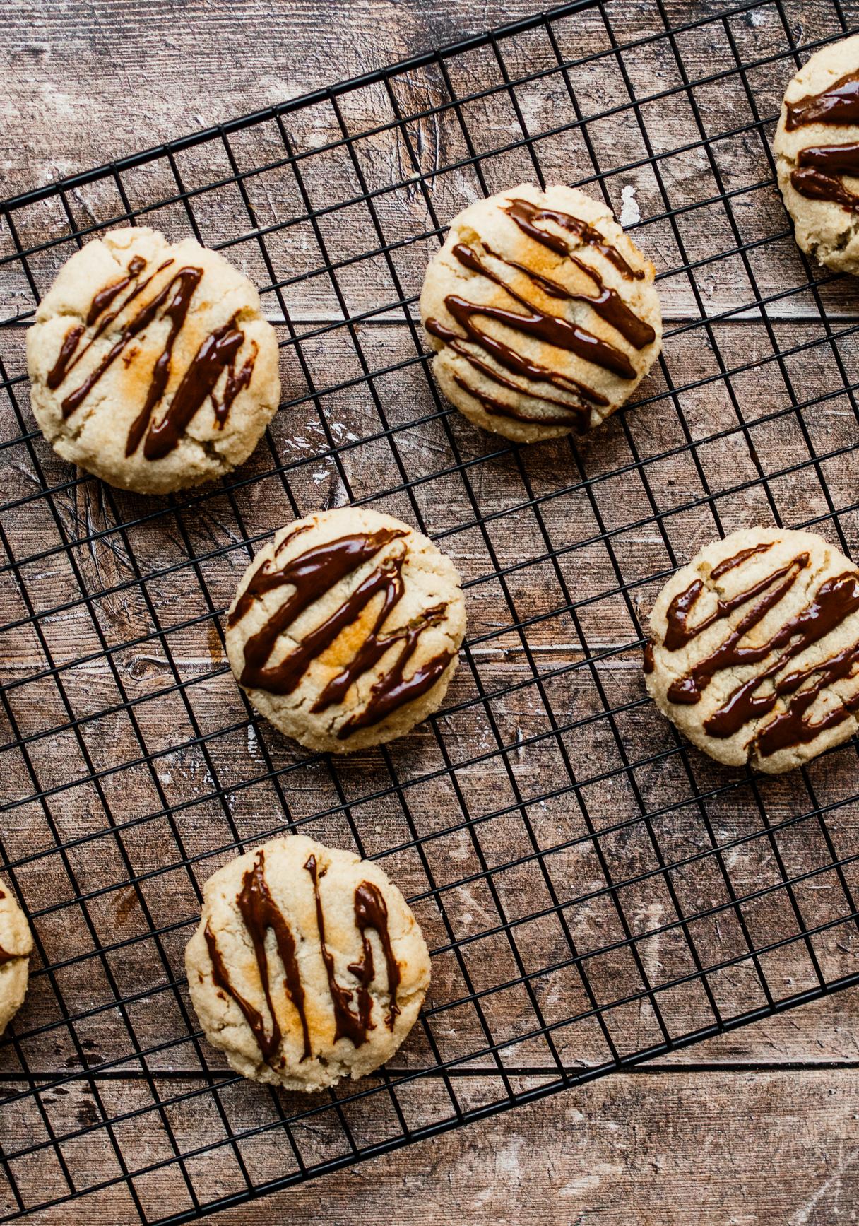 Vegan Filled Cookies (with 5 Ingredients)