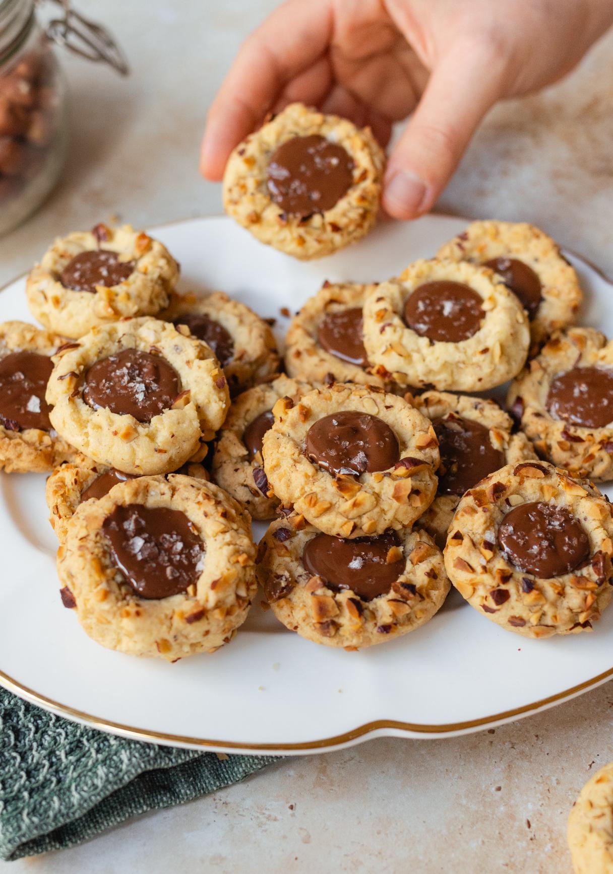 Vegane und glutenfreie Haselnuss-Nougat-Plätzchen
