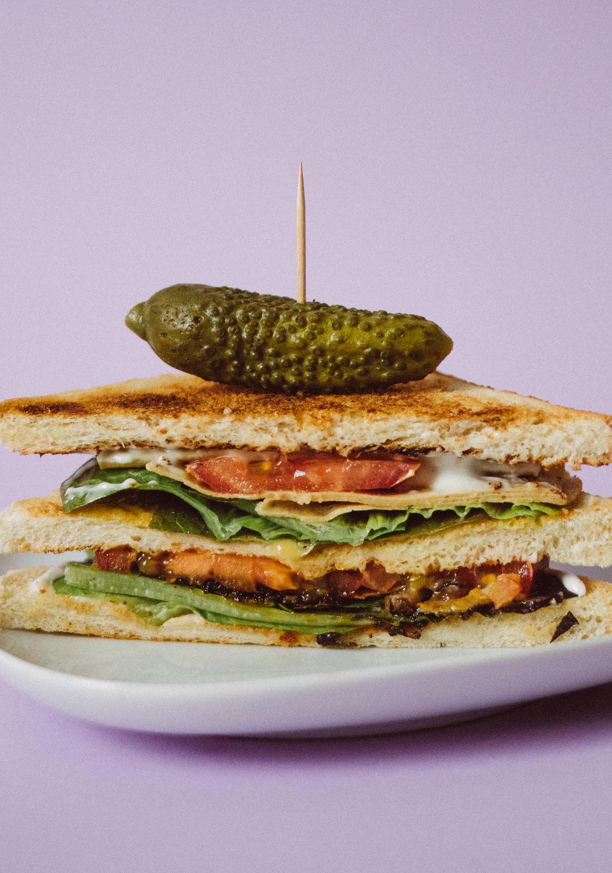 Veganes Club Sandwich