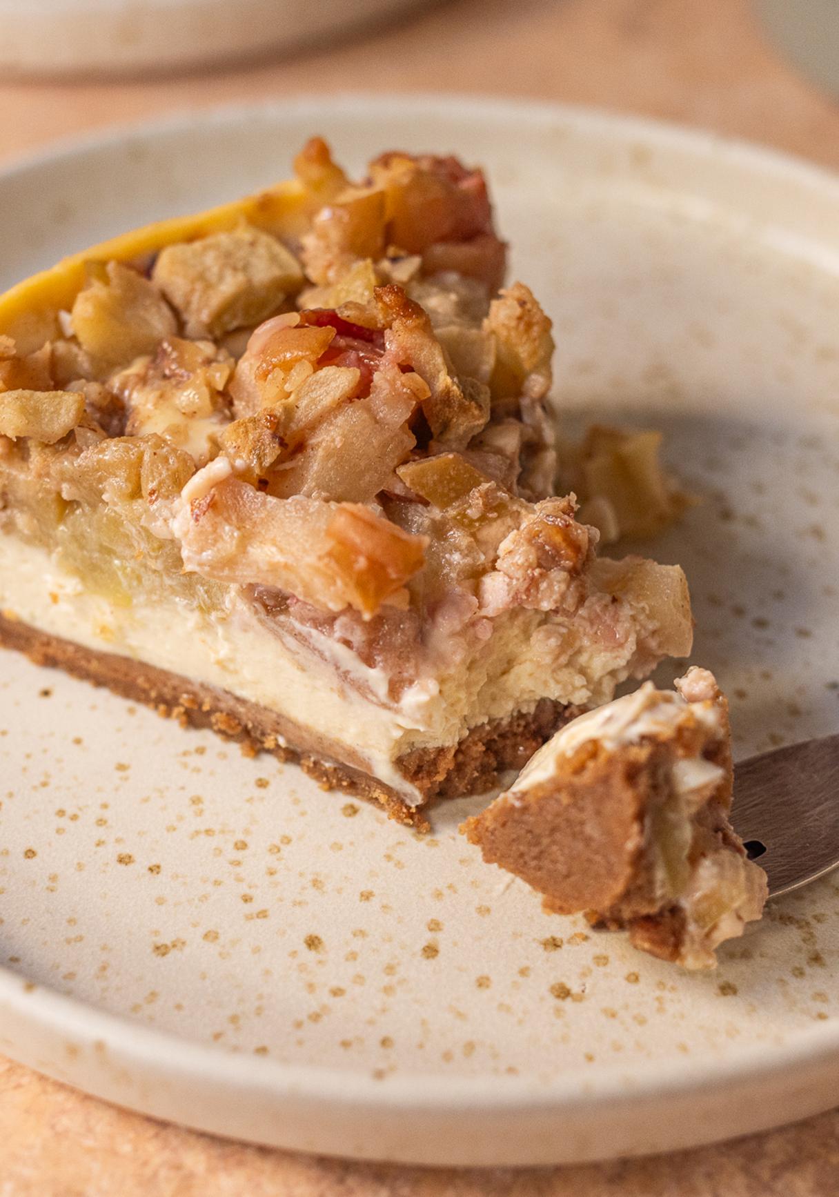 Veganer Bratapfel-Cheesecake