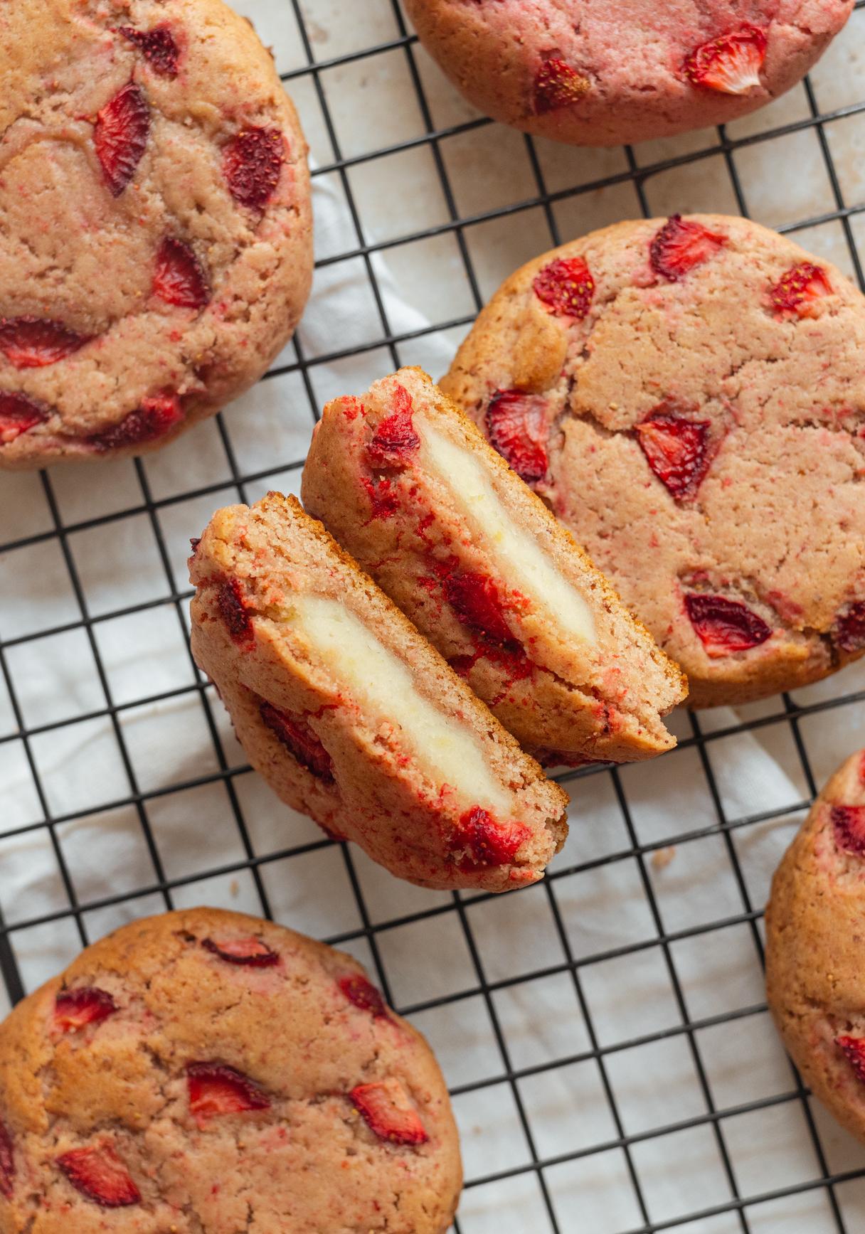 Vegane Strawberry Cheesecake Cookies