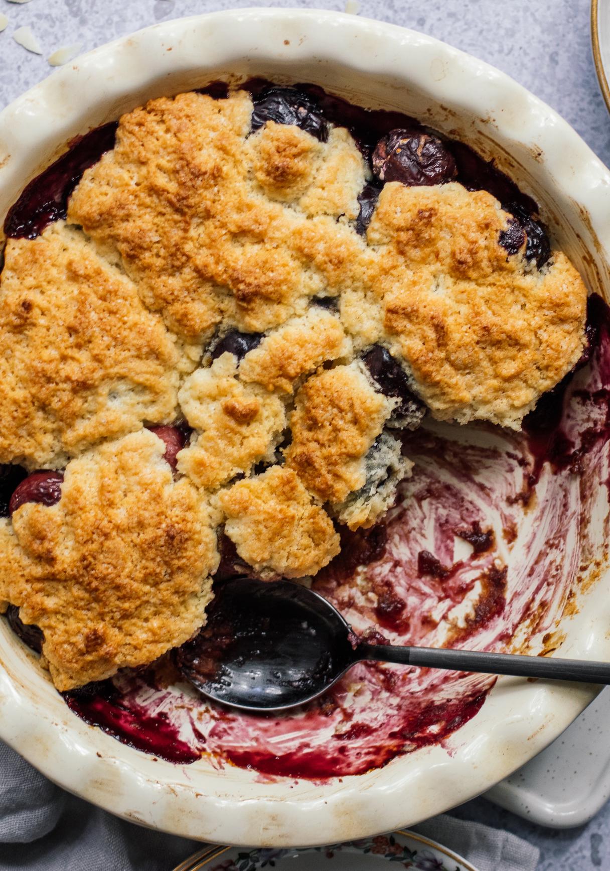 Veganer Kirsch-Cobbler