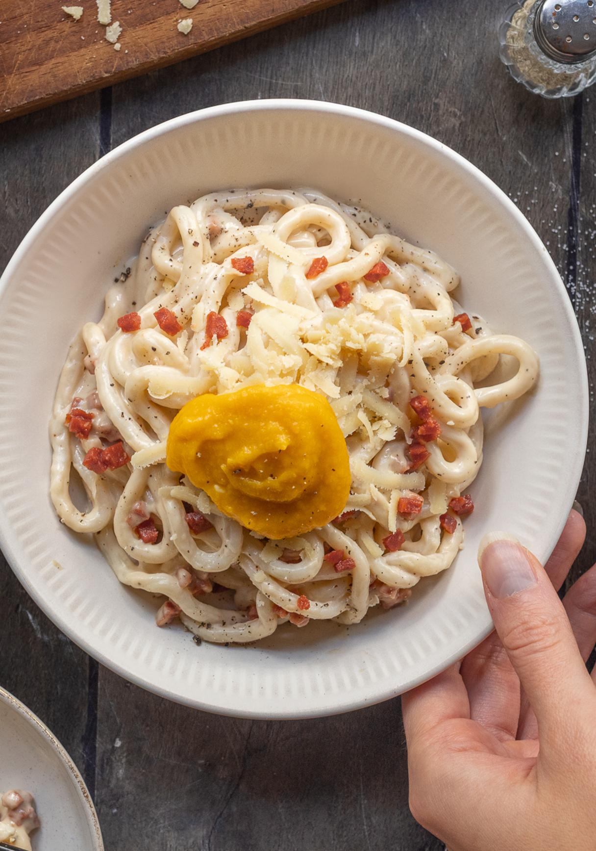 Vegane Udon Carbonara