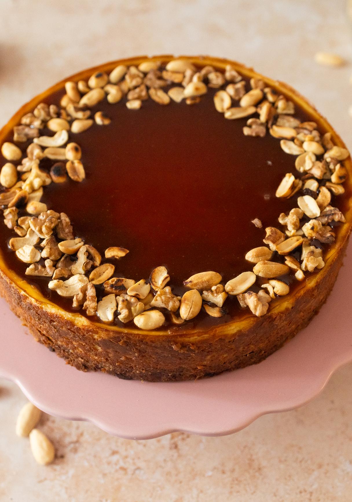 Veganer Käsekuchen mit Karamell