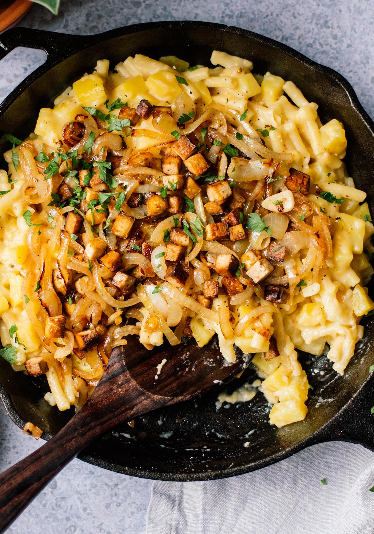 Vegan Swiss Macaroni and Cheese with Potatoes and Applesauce