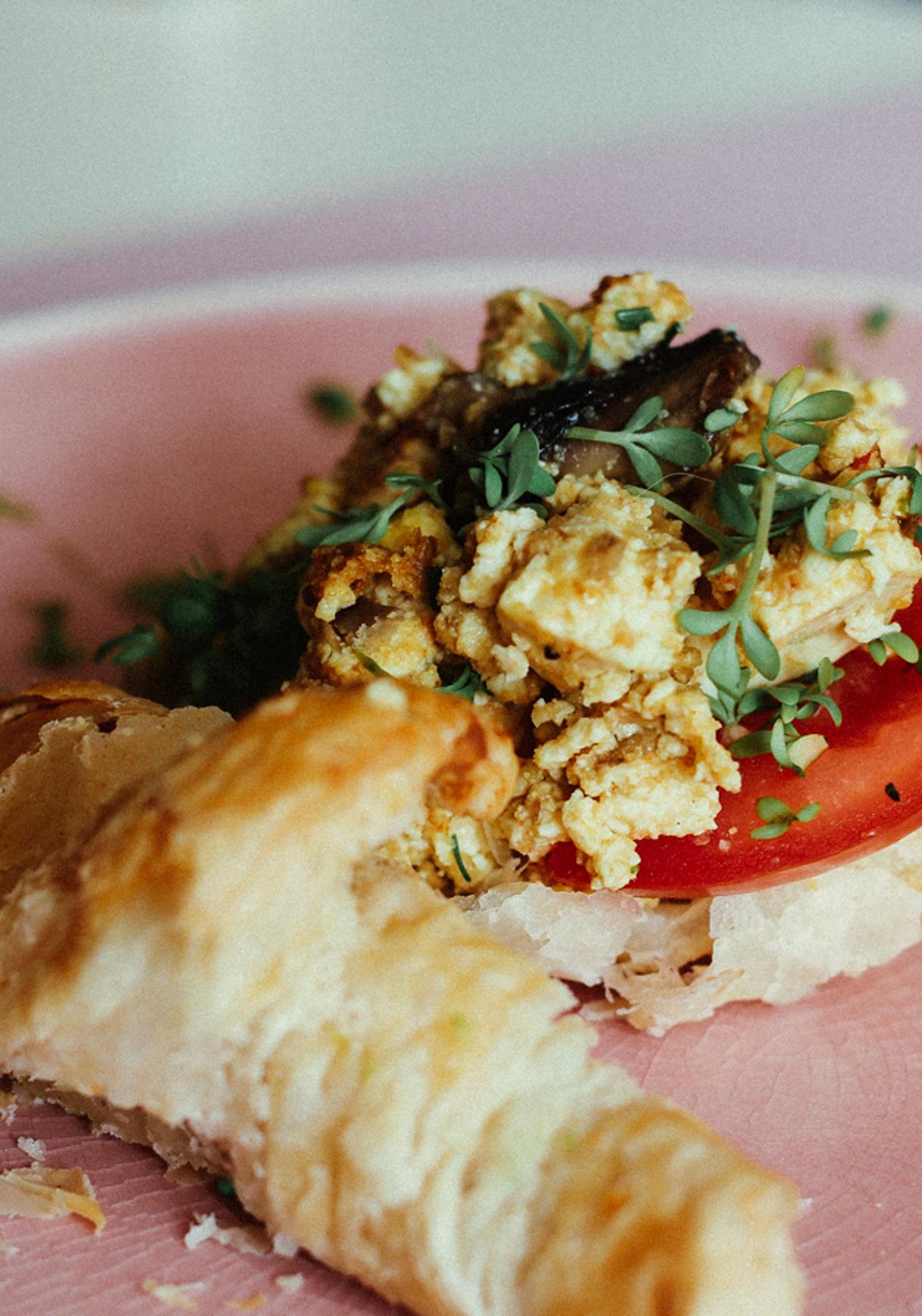 Süße & Herzhafte gefüllte vegane Croissants