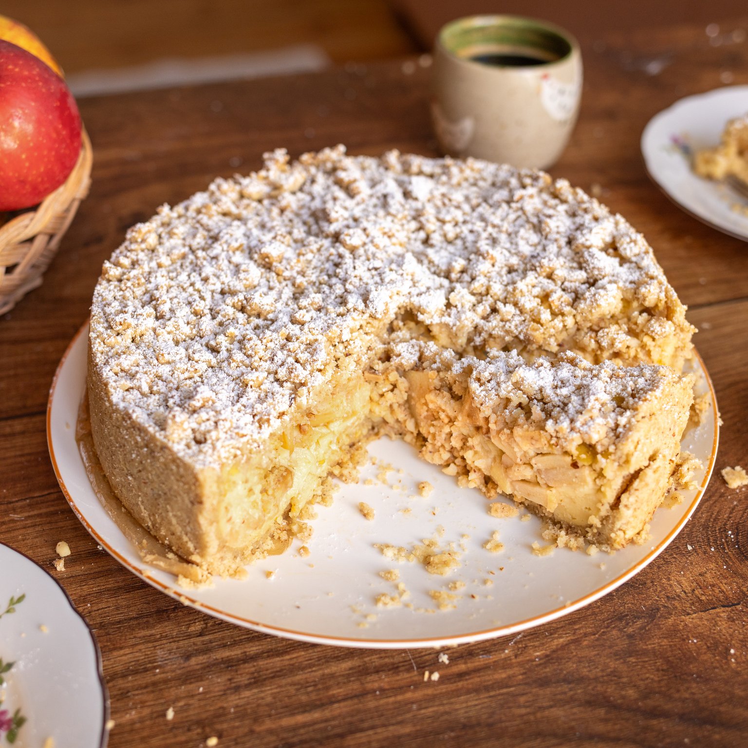 Easy Vegan Apple-Nut Cake with Pudding