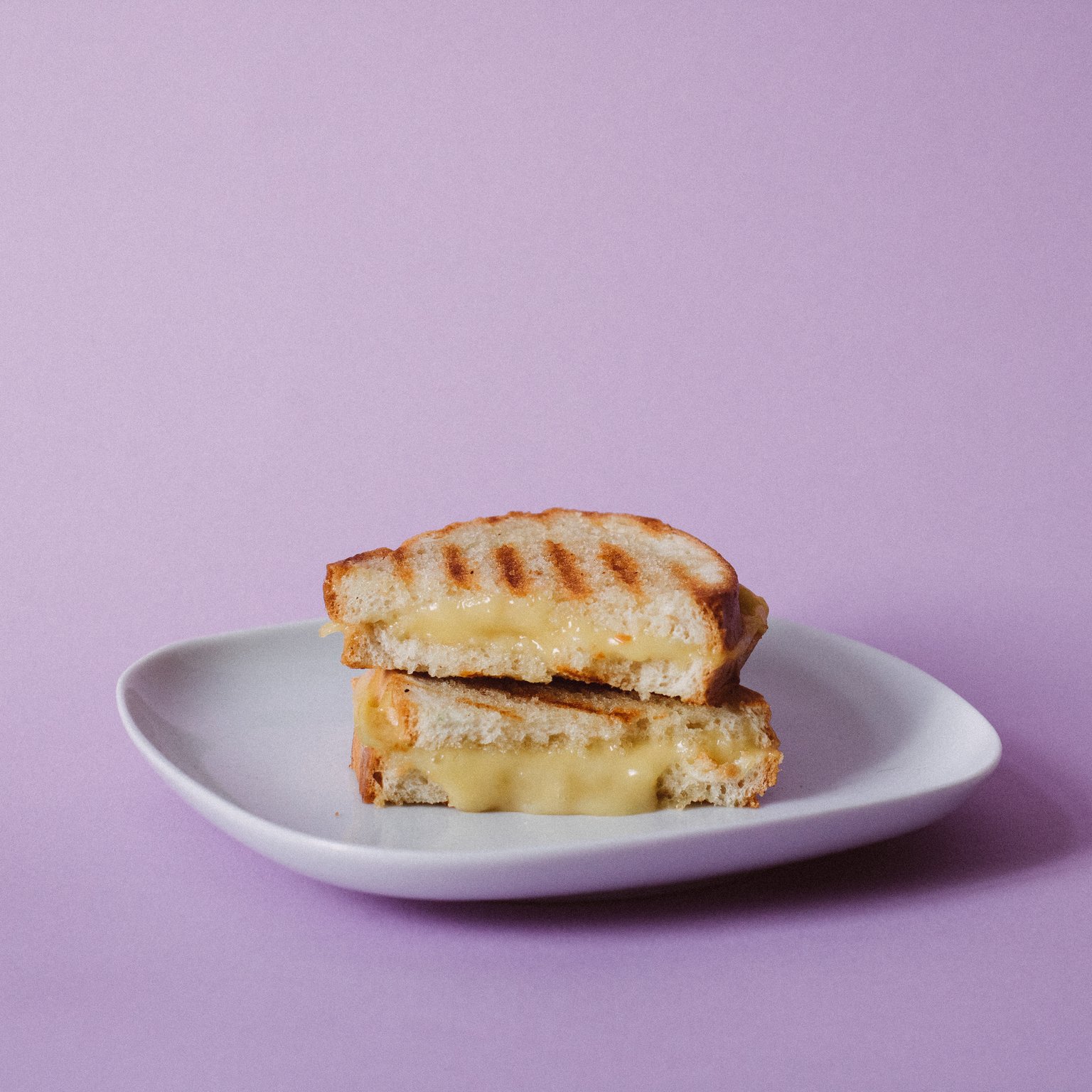 Veganes Grilled Cheese Sandwich