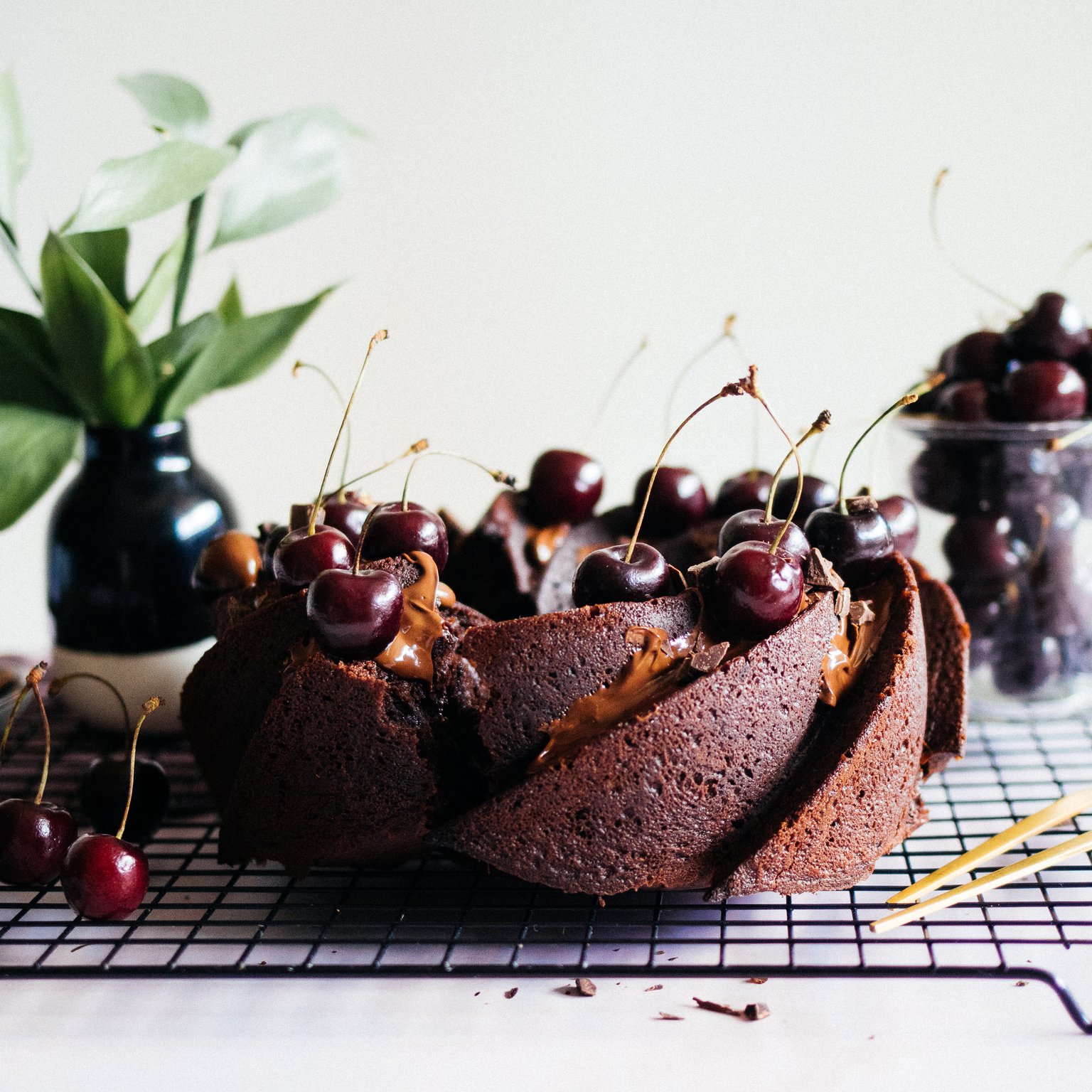 Moist, vegan Chocolate Cherry Bundt Cake