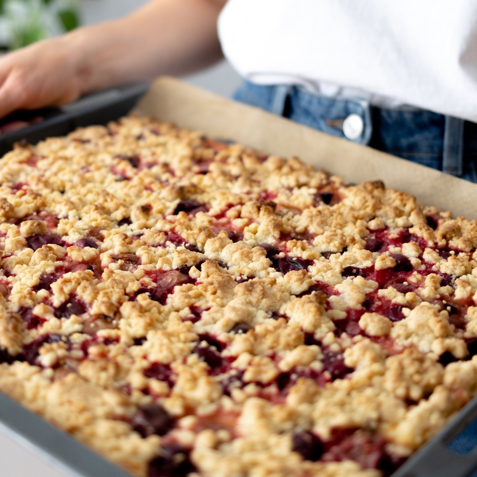 Vegan Gooseberry Crumble Cake