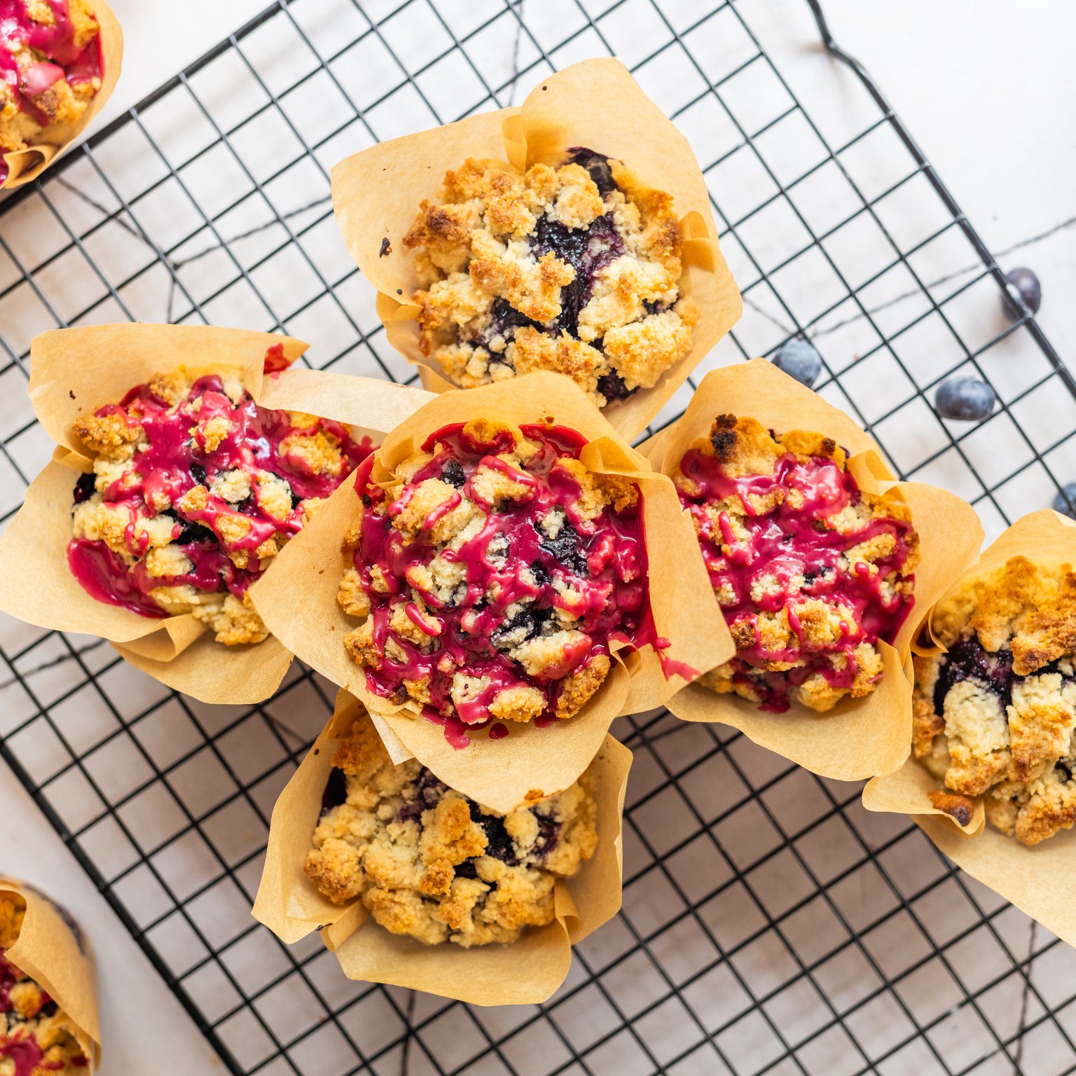 Vegan Blueberry Muffins with crumbles
