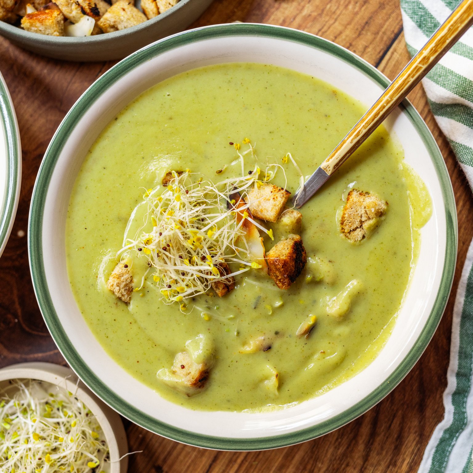 Vegan Broccoli Soup
