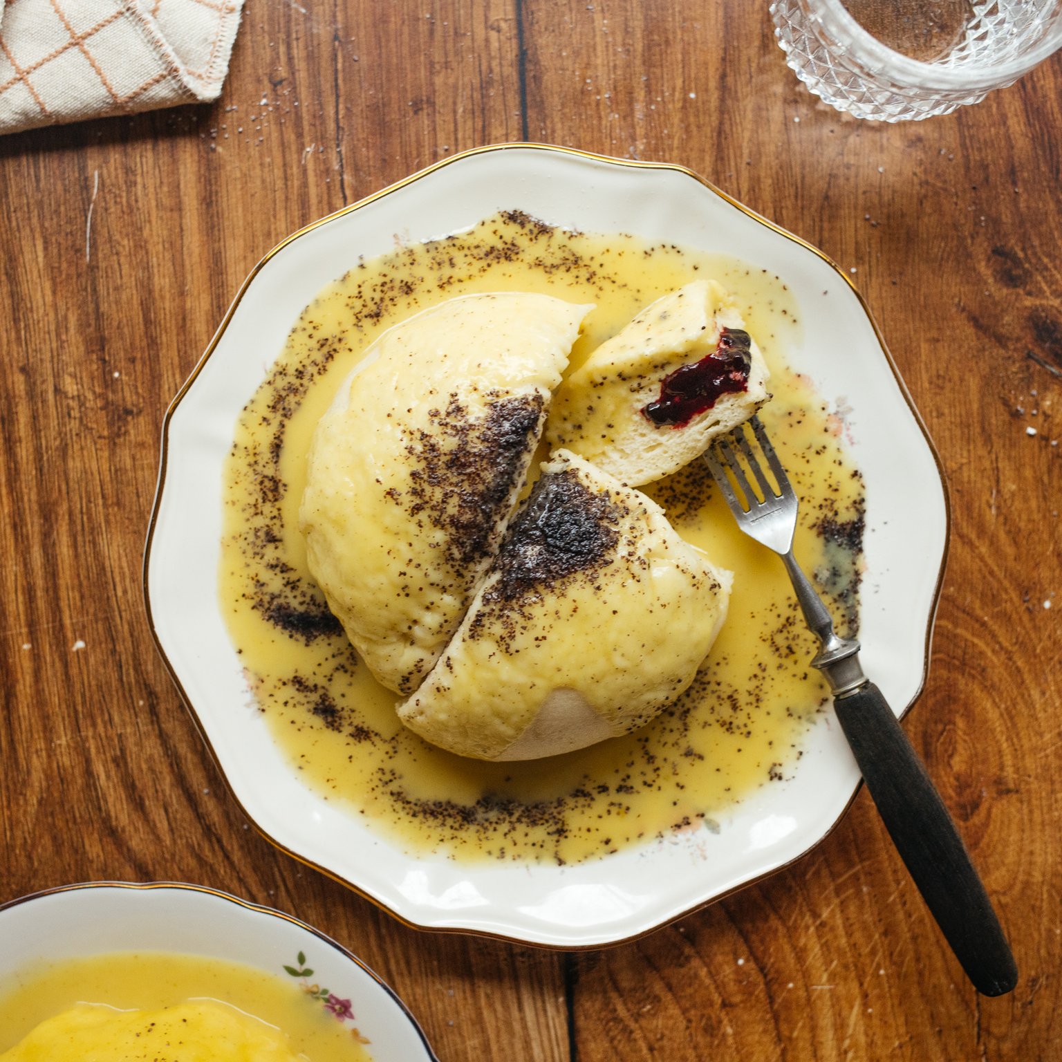 Vegan “Germknödel“ with Vanilla Sauce (Yeast Dumplings)