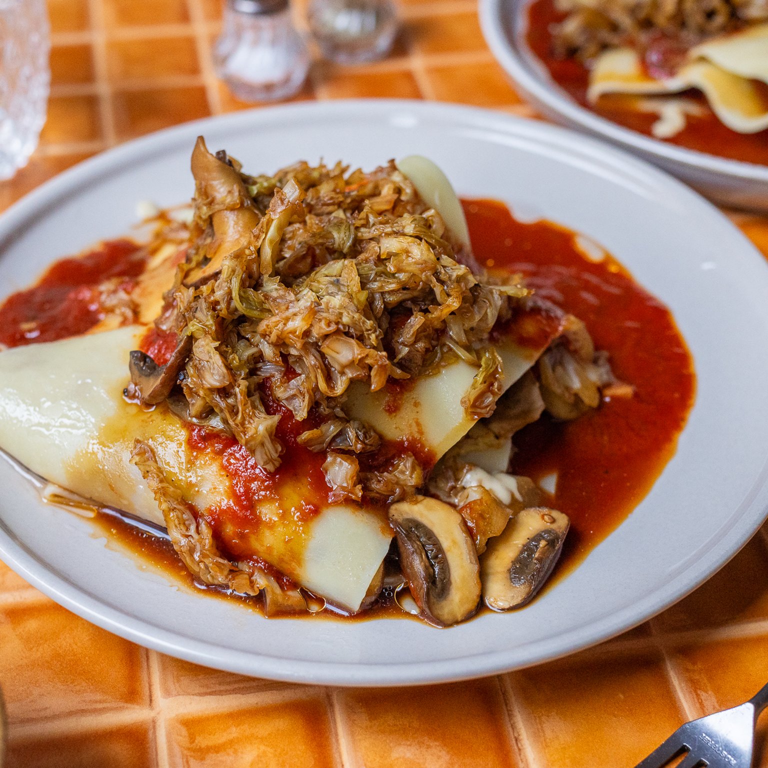 Winterliche Open Lasagna mit Wirsing und Pilzen