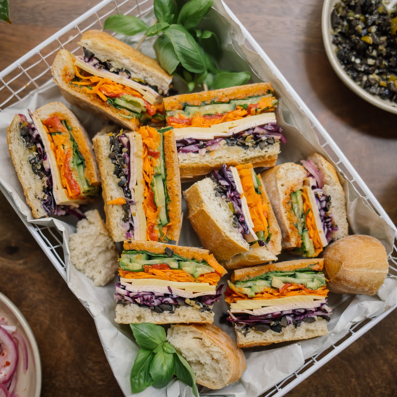Vegan Picnic Sandwich XXL à la Muffuletta