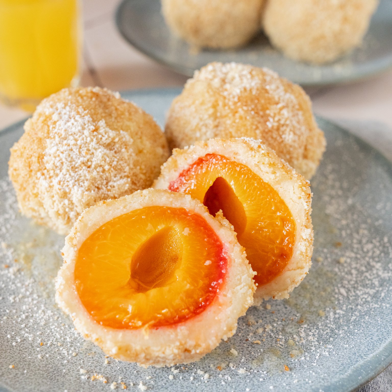 Vegan Marillenknödel (Apricot Dumplings)