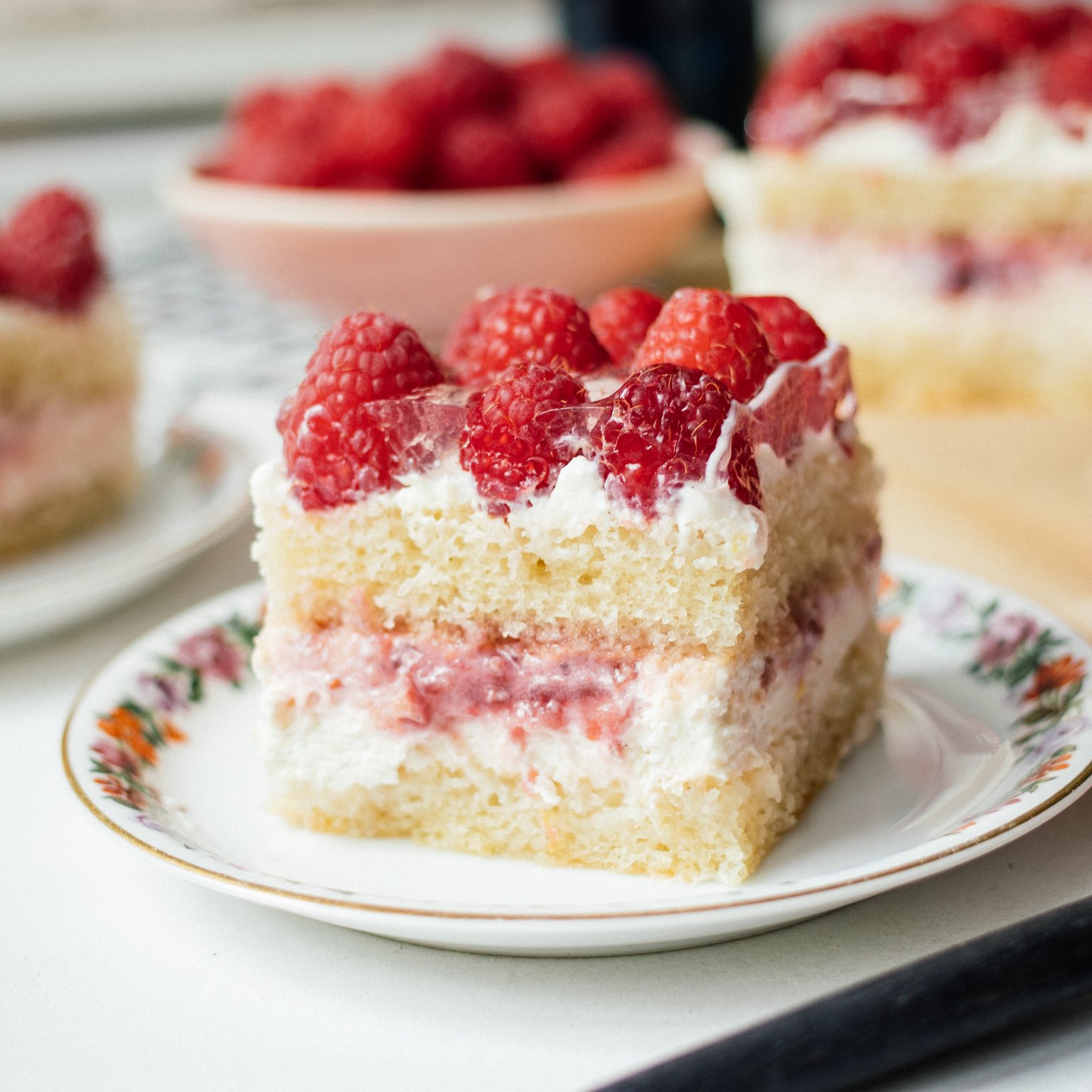Vegane Himbeerschnitte