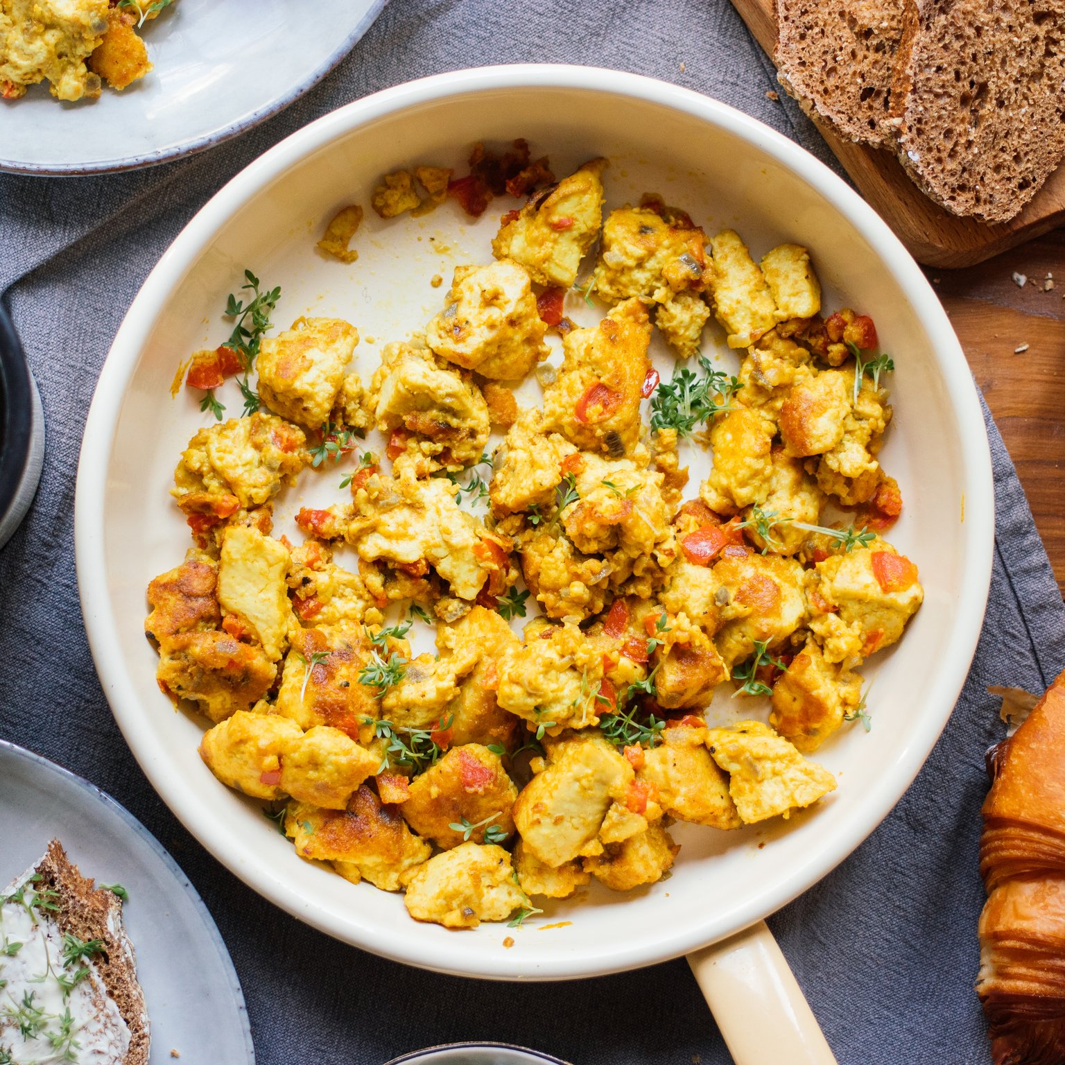 Veganer Rührtofu