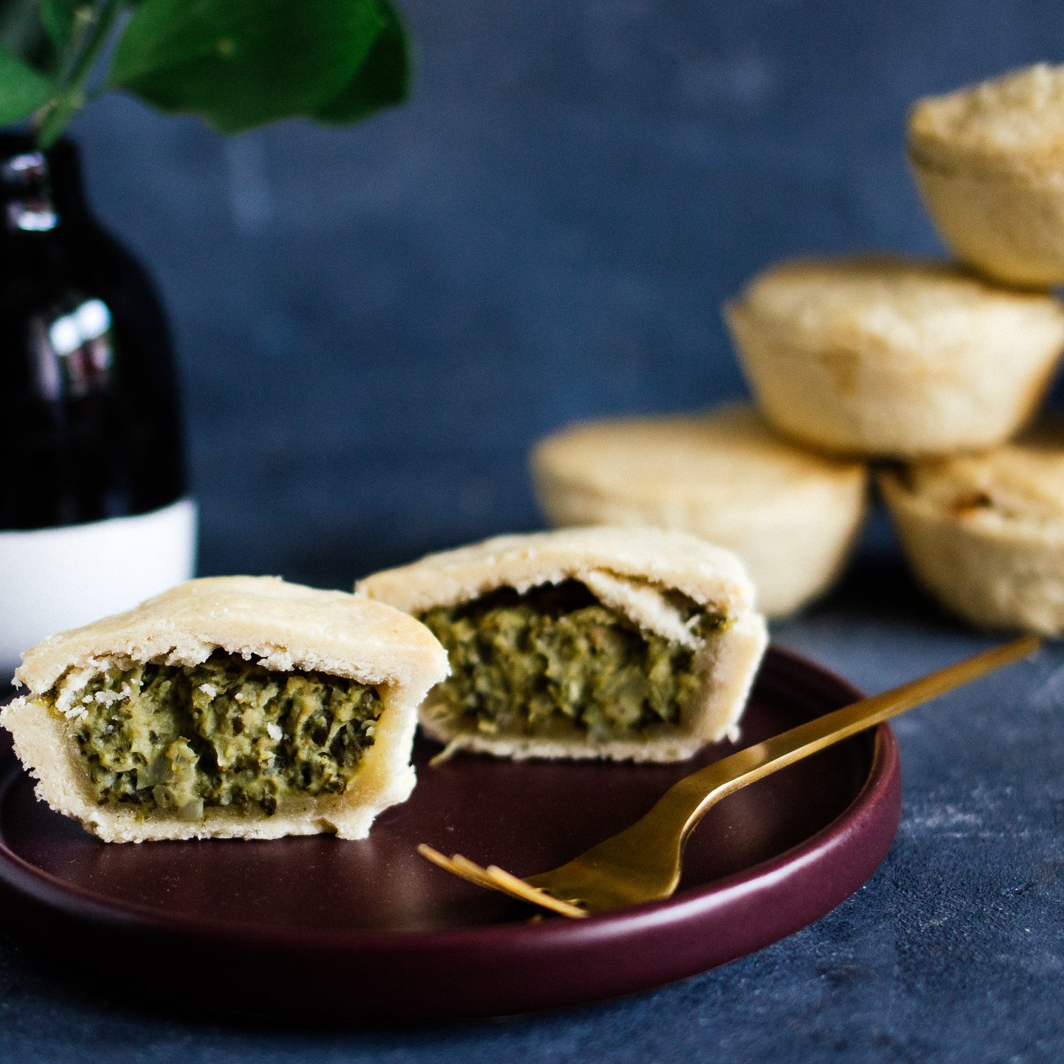 Vegane Mini-Pies mit Artischocke & Spinat