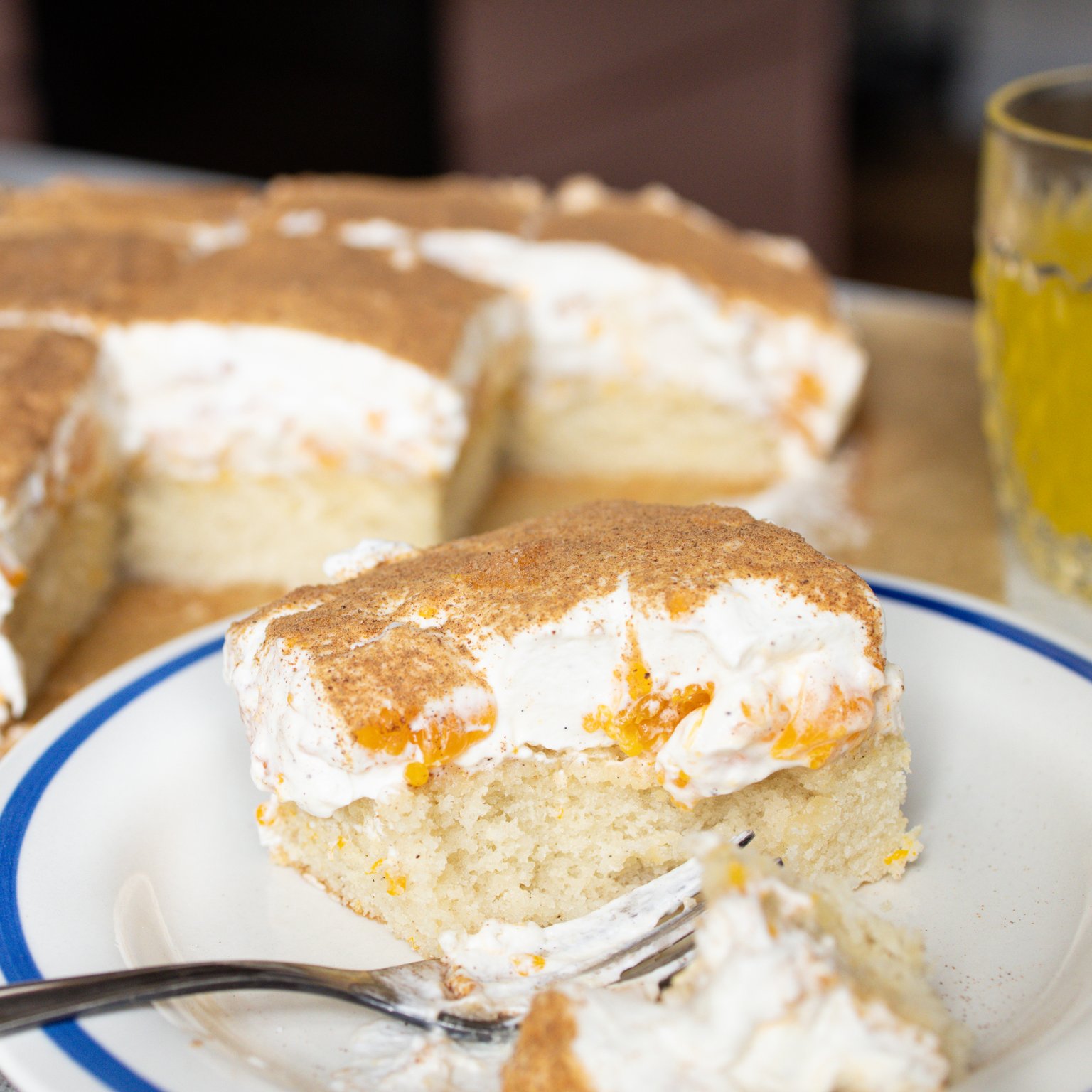Veganer Fantakuchen mit Schmand-Mandarinen-Creme