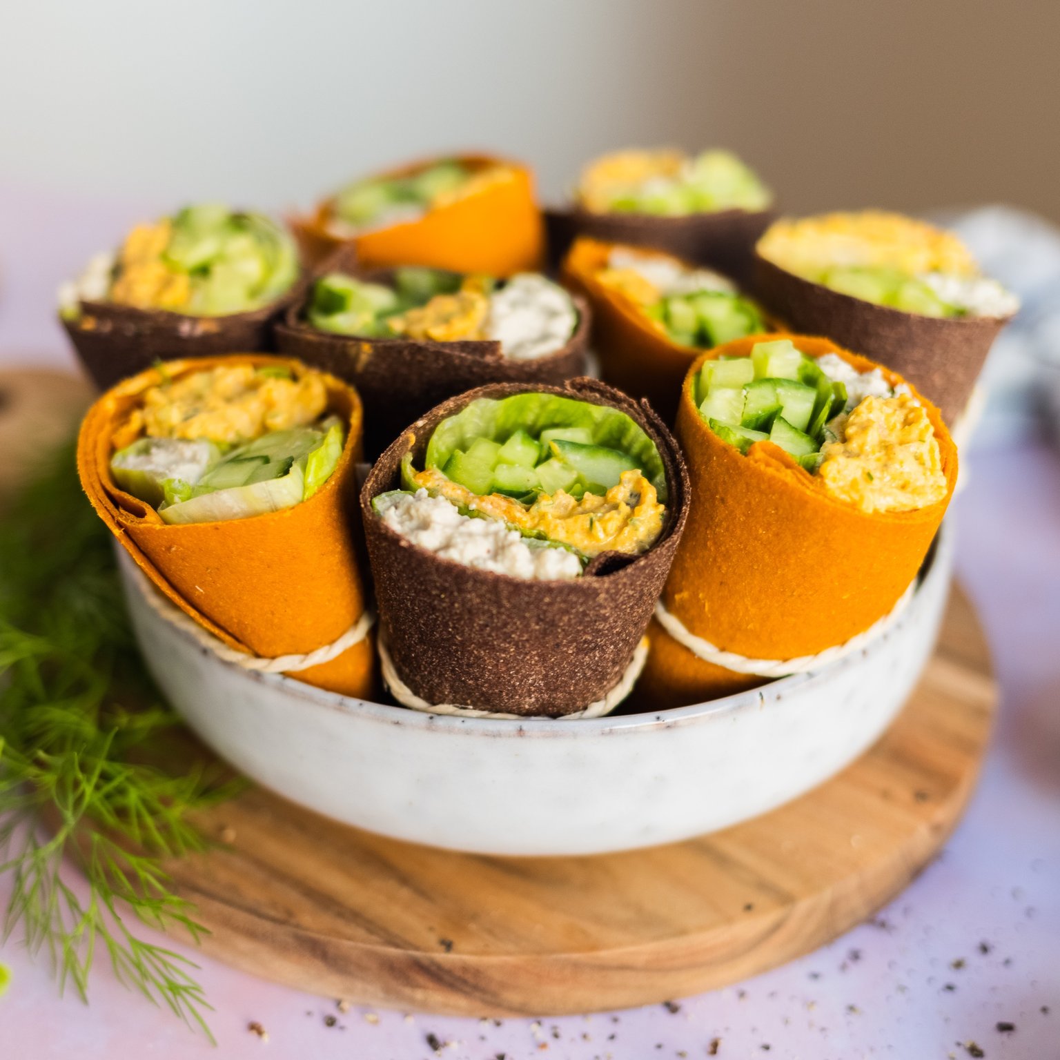 Wraps mit veganer Möhrenlachs-Creme