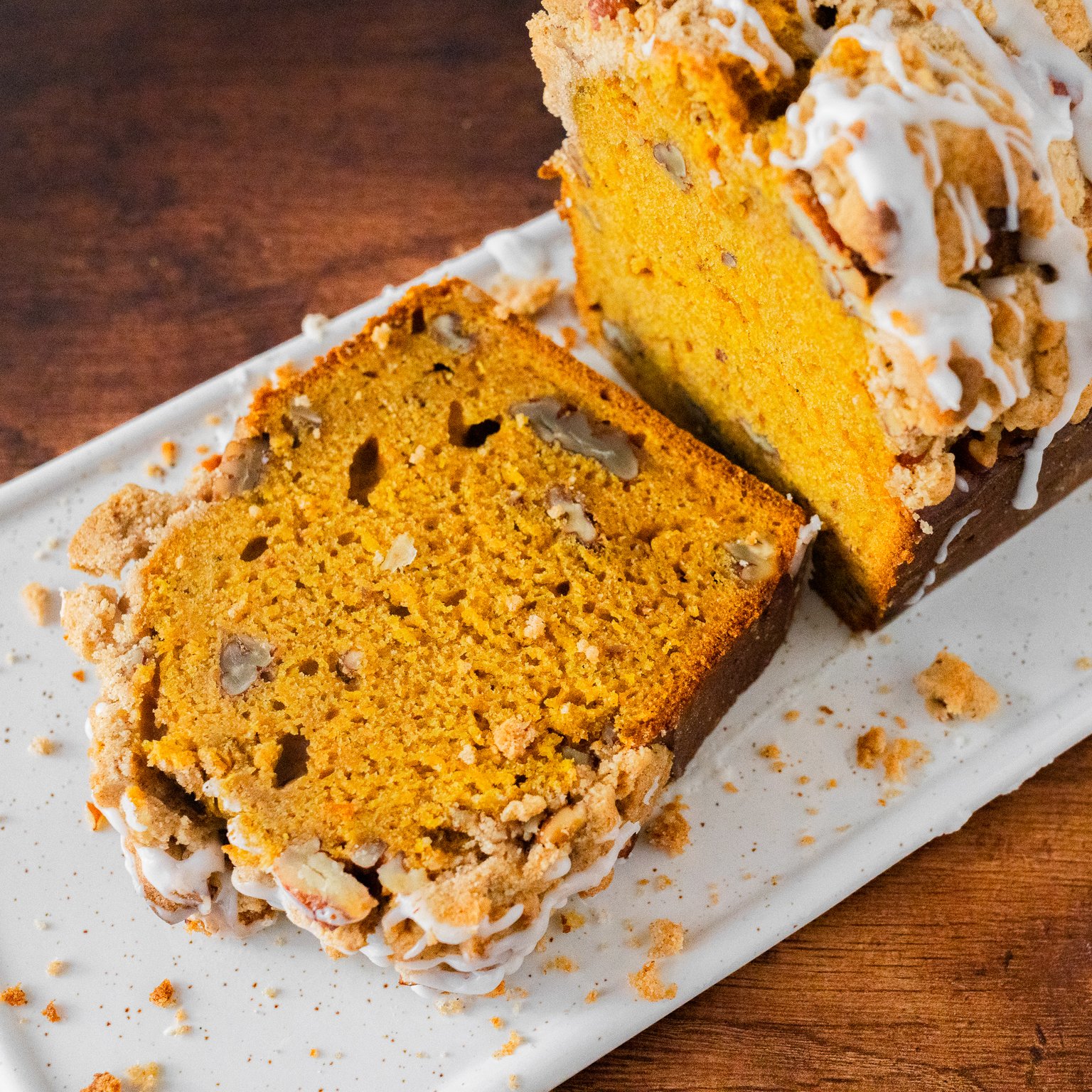 Vegan Pumpkin Banana Bread with Crumbles