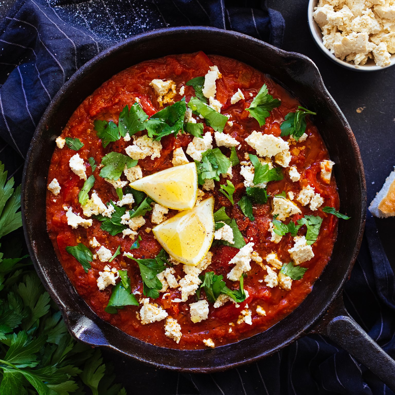 Veganes Shakshuka mit Feto