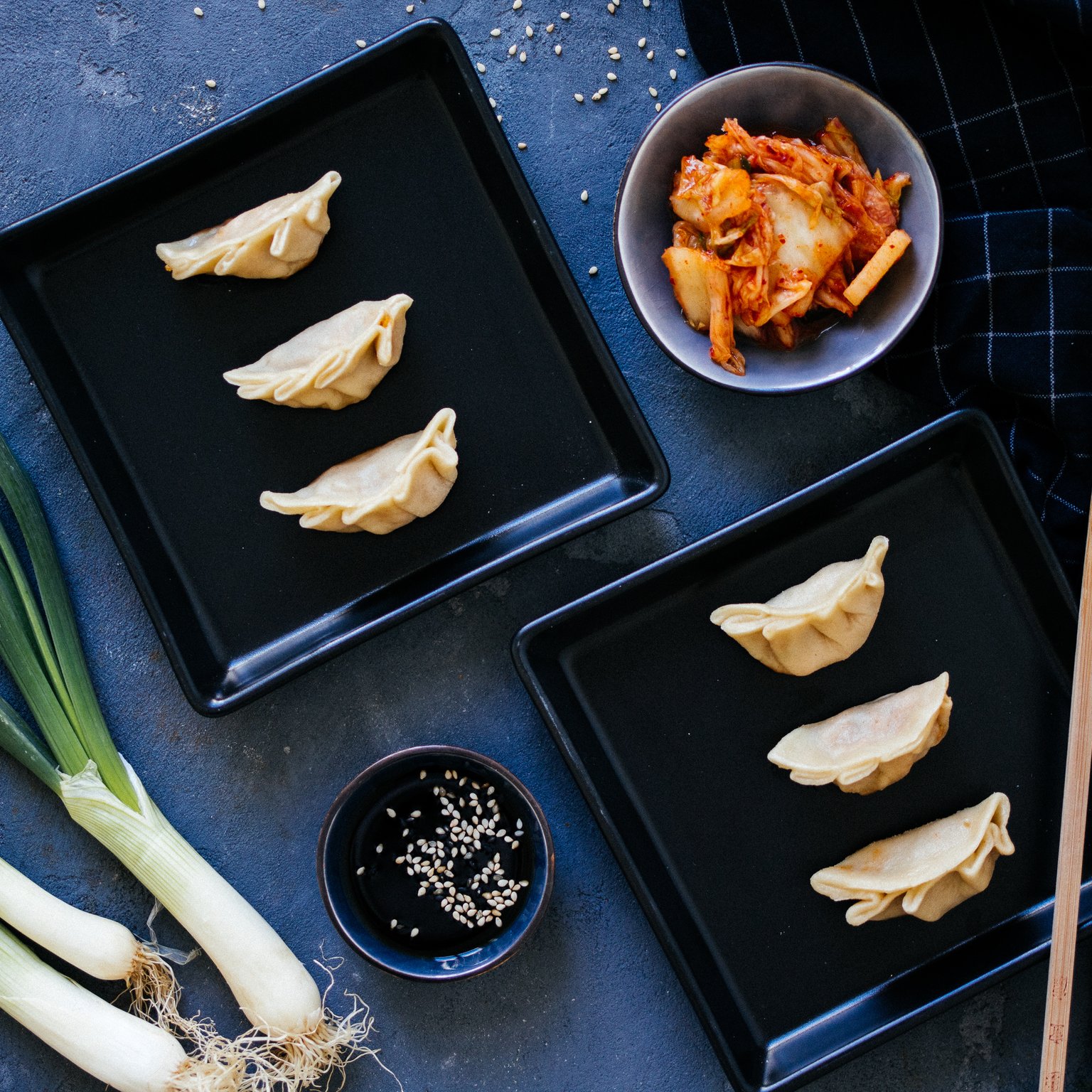 Vegane Mandu mit Kimchi