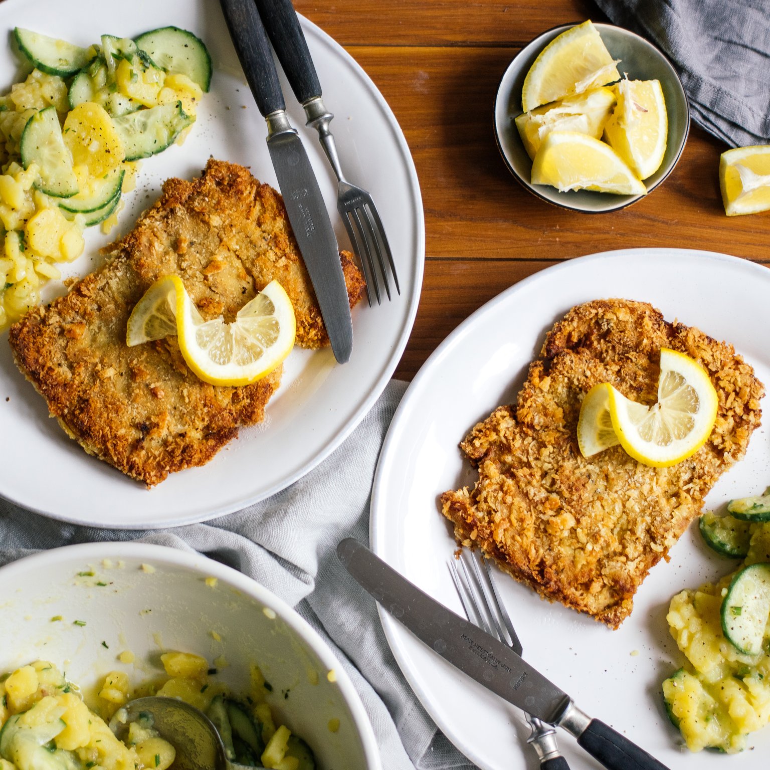 Vegane Schnitzel mit Kartoffelsalat