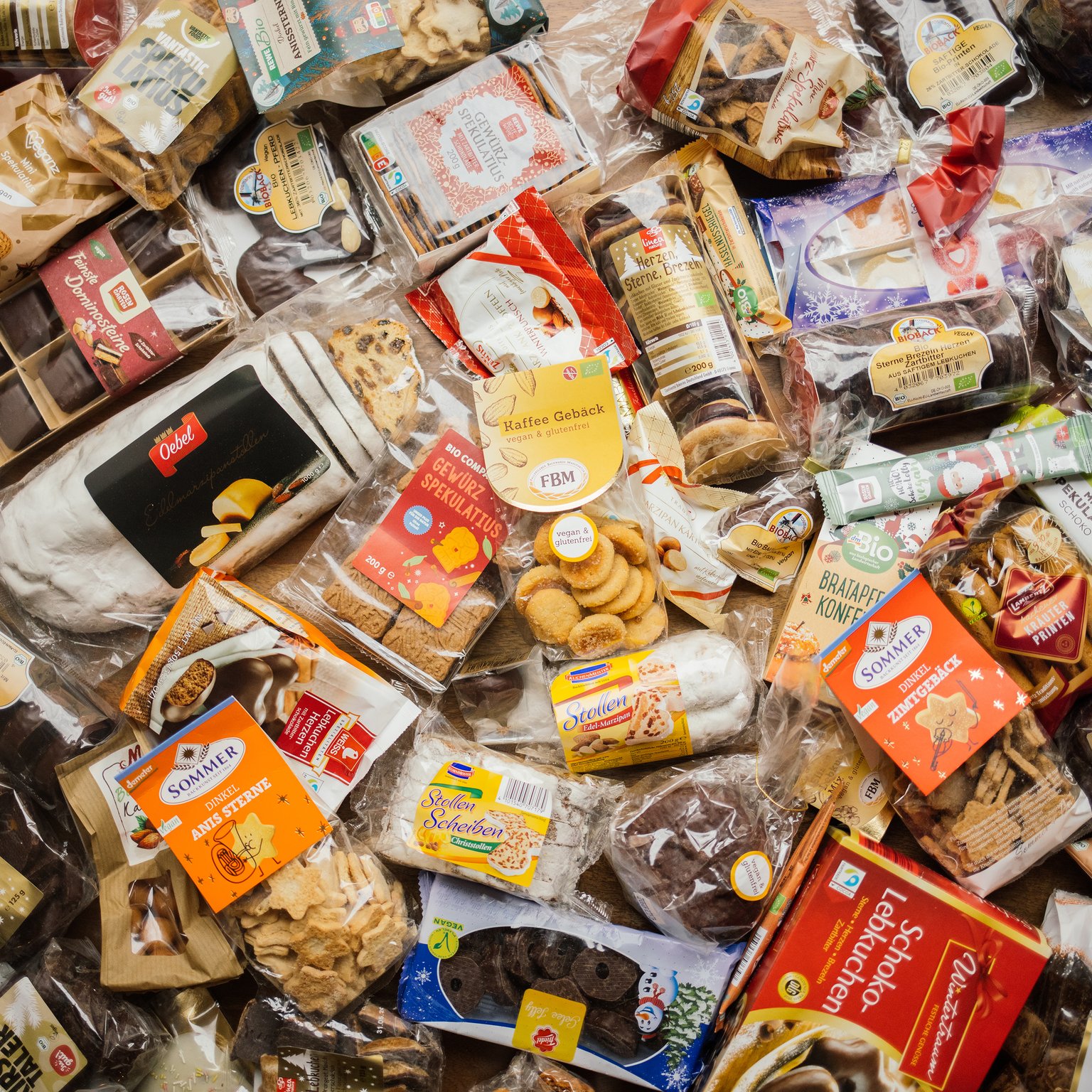 Einkaufsguide: Vegane Weihnachtssüßigkeiten