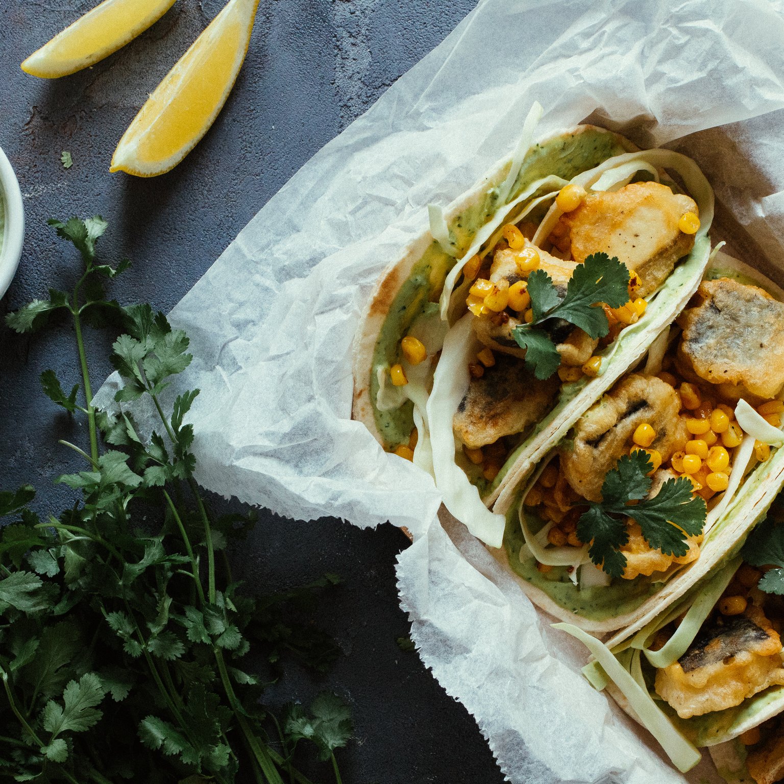 Vegane Fisch-Tacos mit Avocadocreme