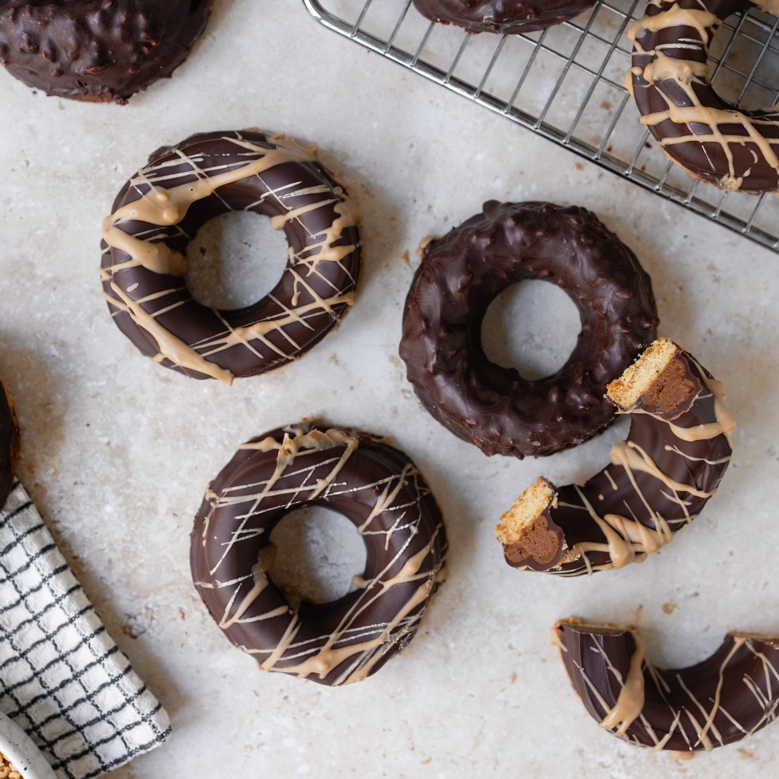 Vegan Nougat Cookies