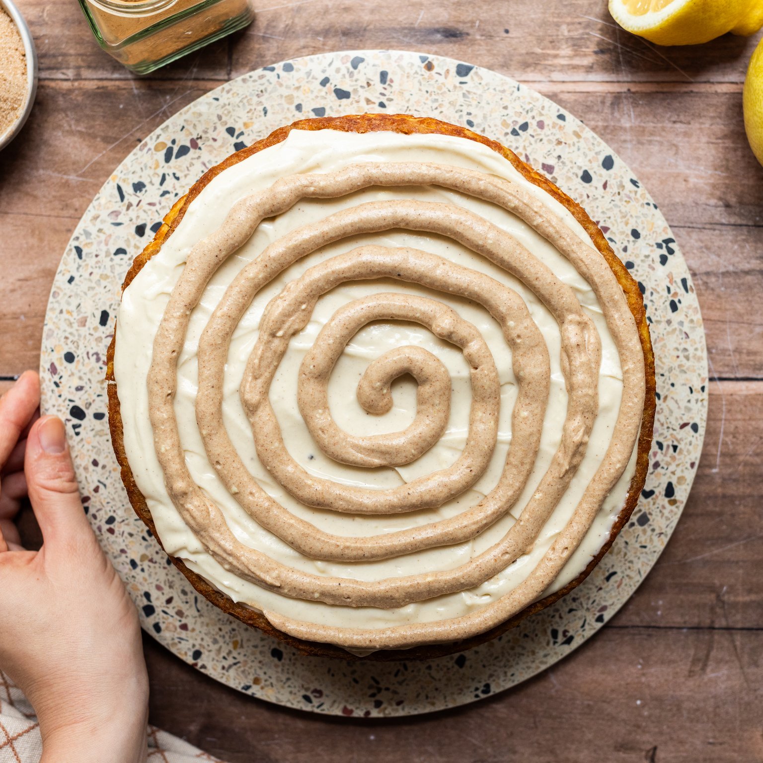 Veganer Zimtschnecken-Kuchen