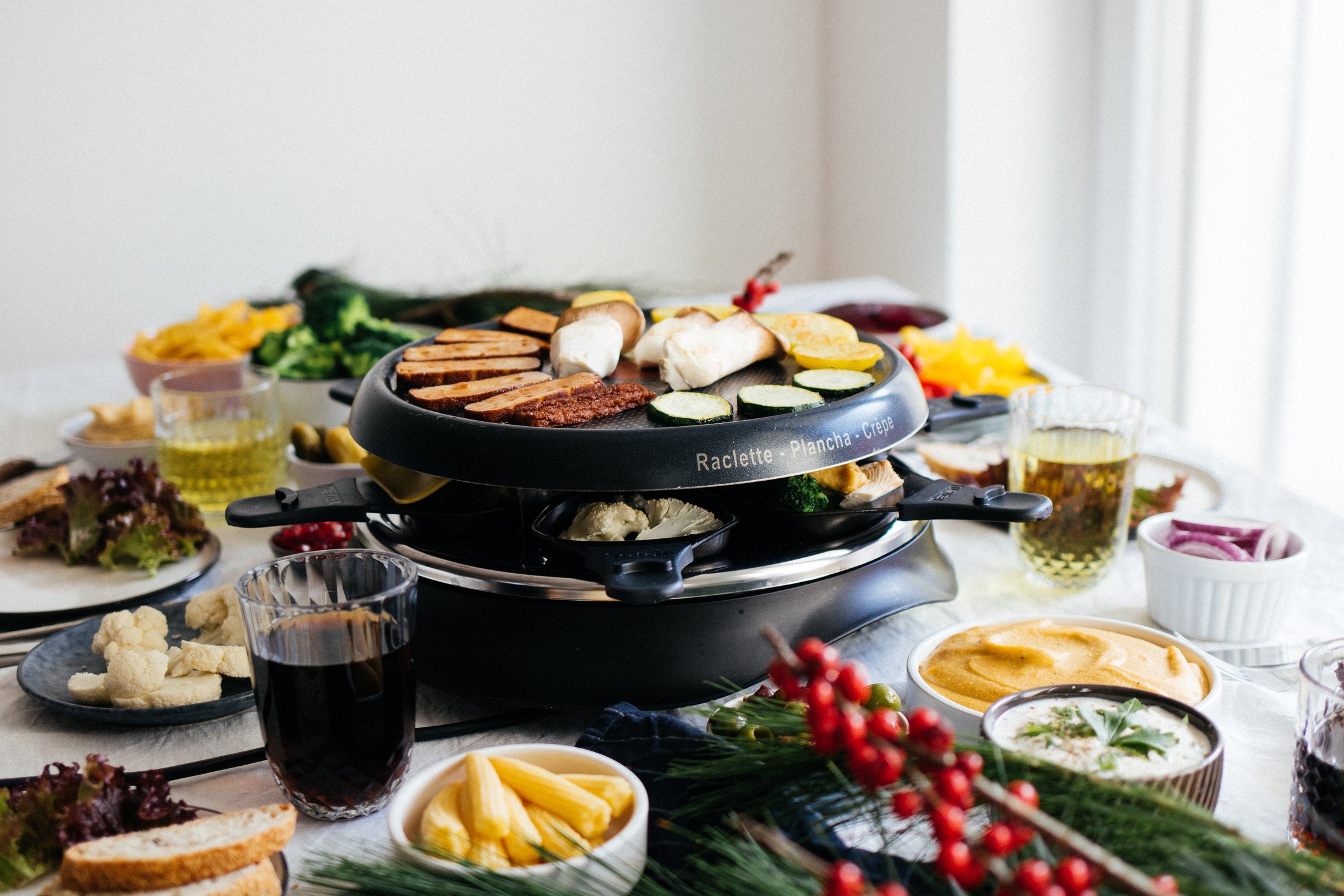 vegan raclette with veggies and tofu
