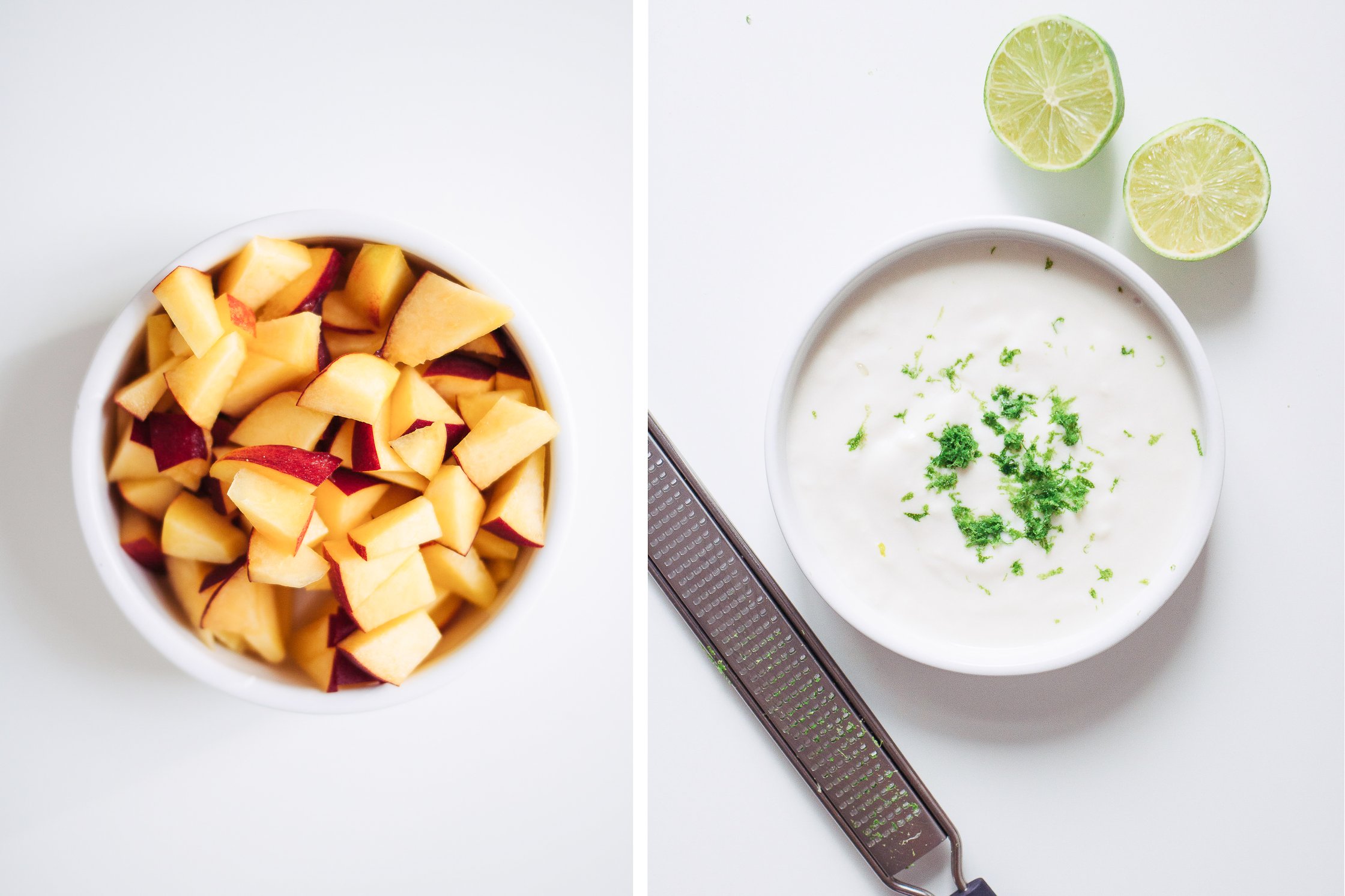 links ist eine Schüssel mit Pfirsichstücken, rechts ist Limettenjoghurt