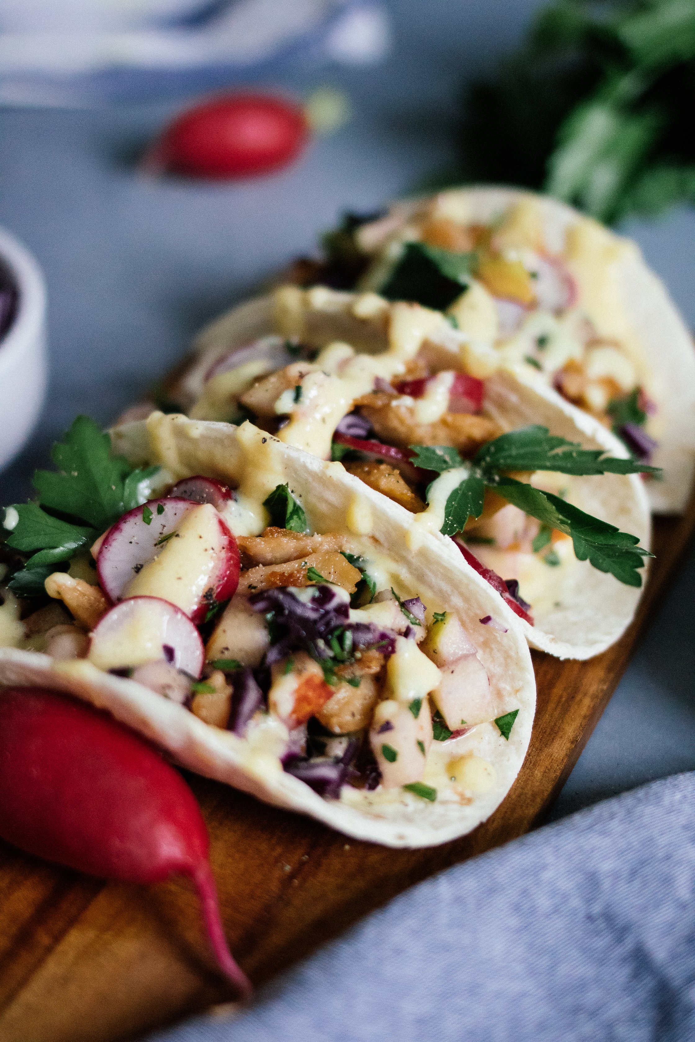 tacos with mango sauce