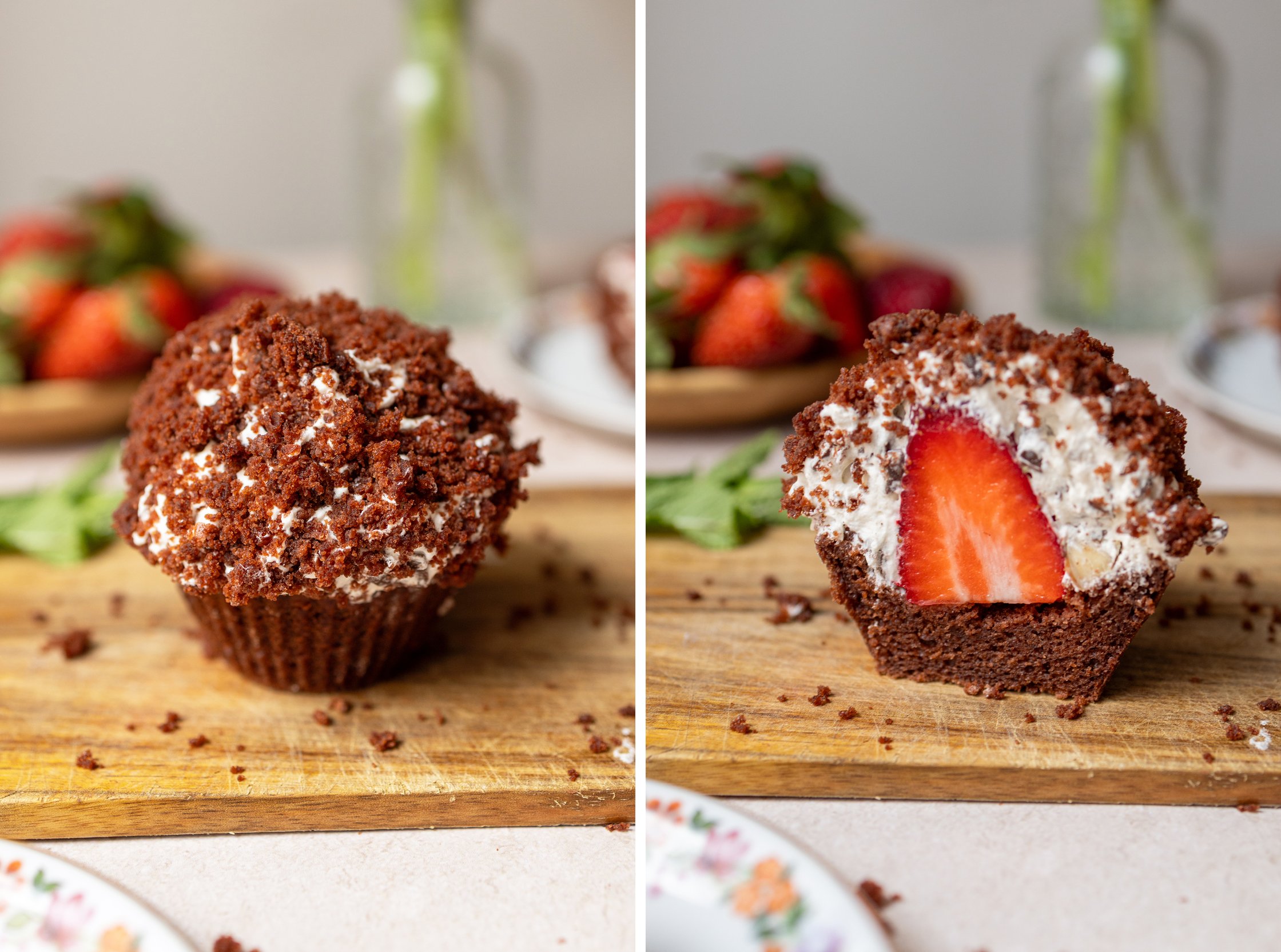 Veganer und glutenfreier Maulwurfkuchen-Muffin mit Erdbeeren auf einem brett