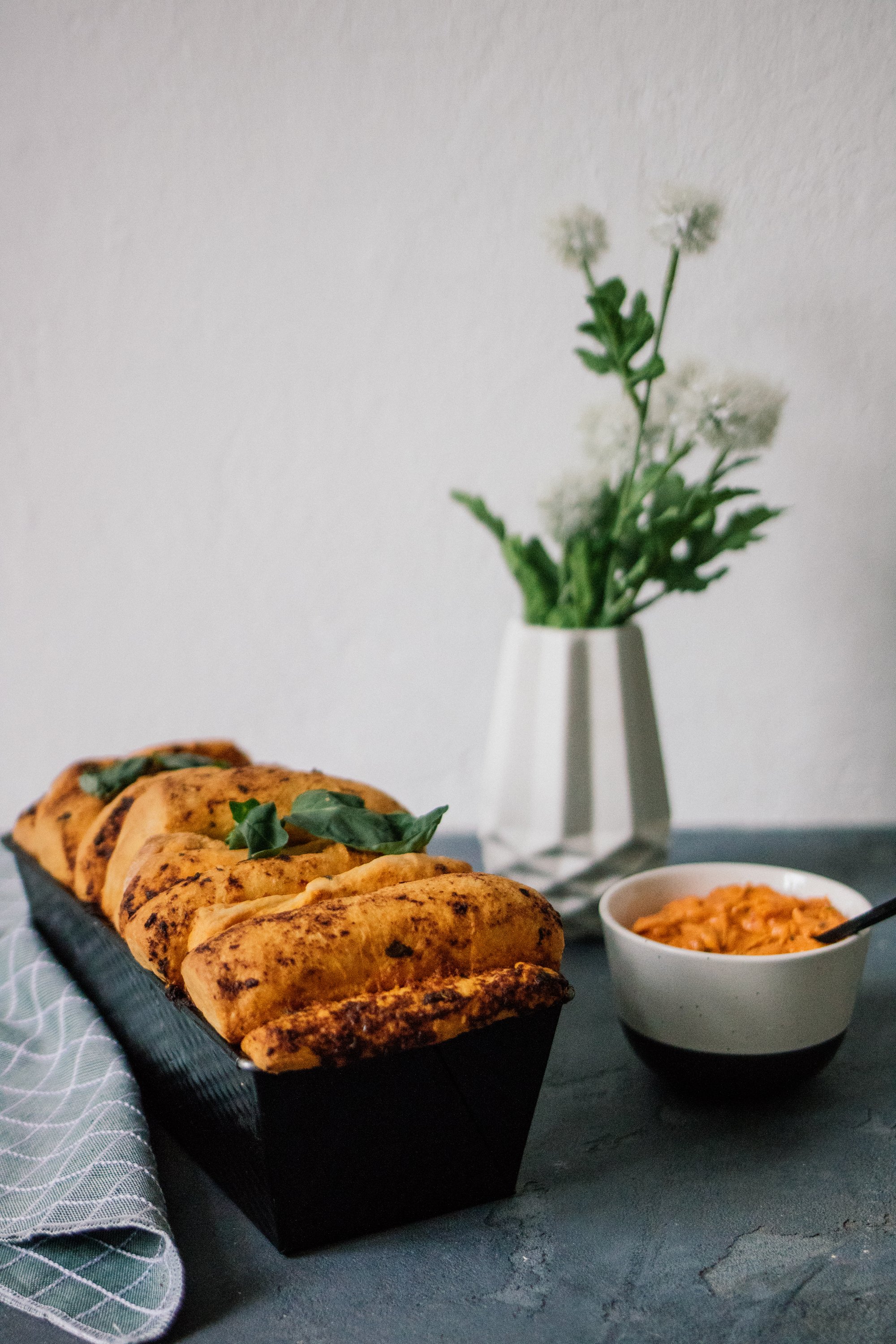 veganes faltenbrot nach dem backen